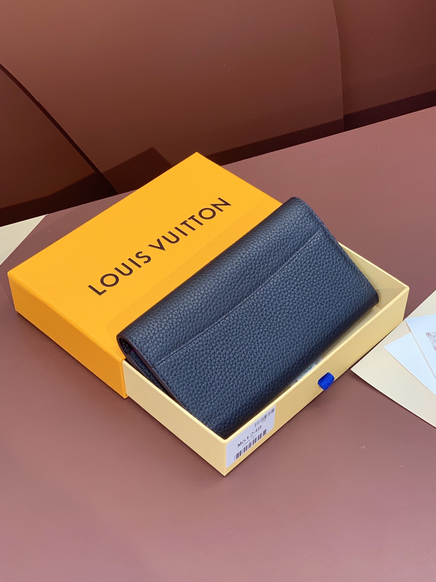 Louis Vuitton M61248 Capucines Wallet