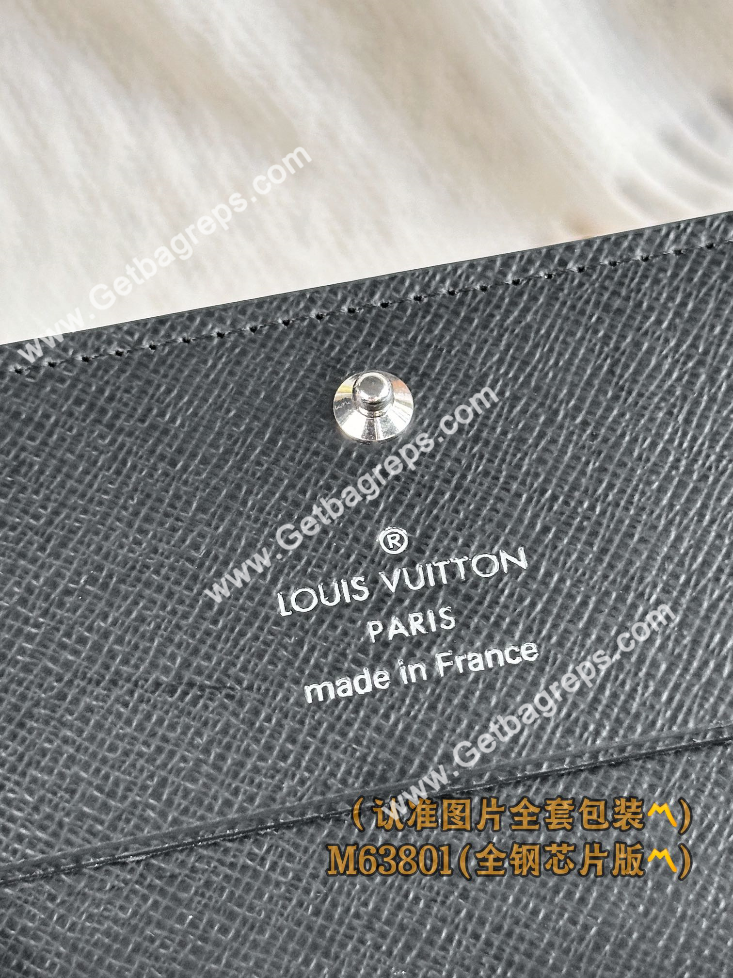 Louis Vuitton M63801 Enveloppe Carte De Visite-1