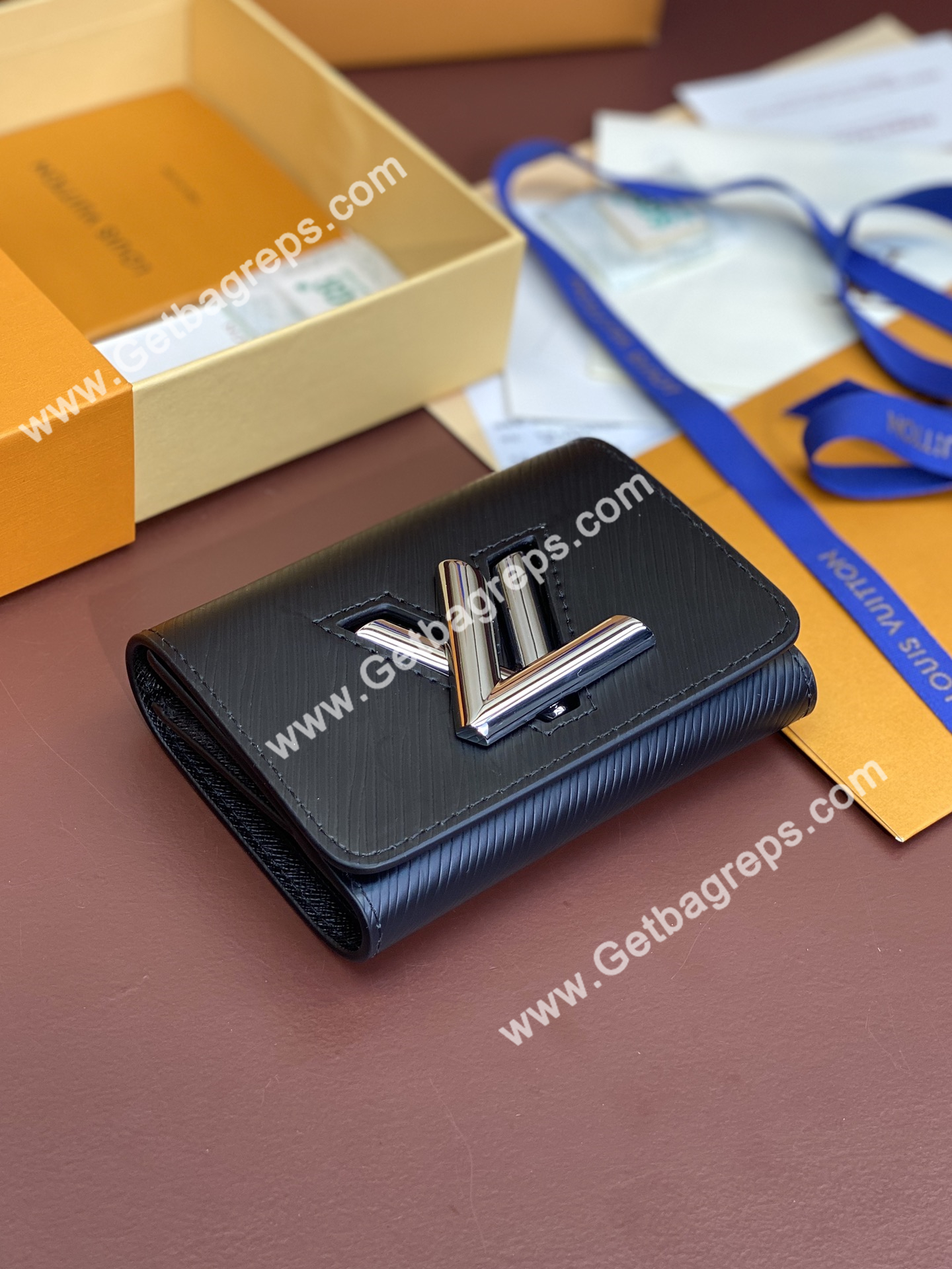 Louis Vuitton M64414 Twist Wallet Epi Grained Cowhide Leather Black