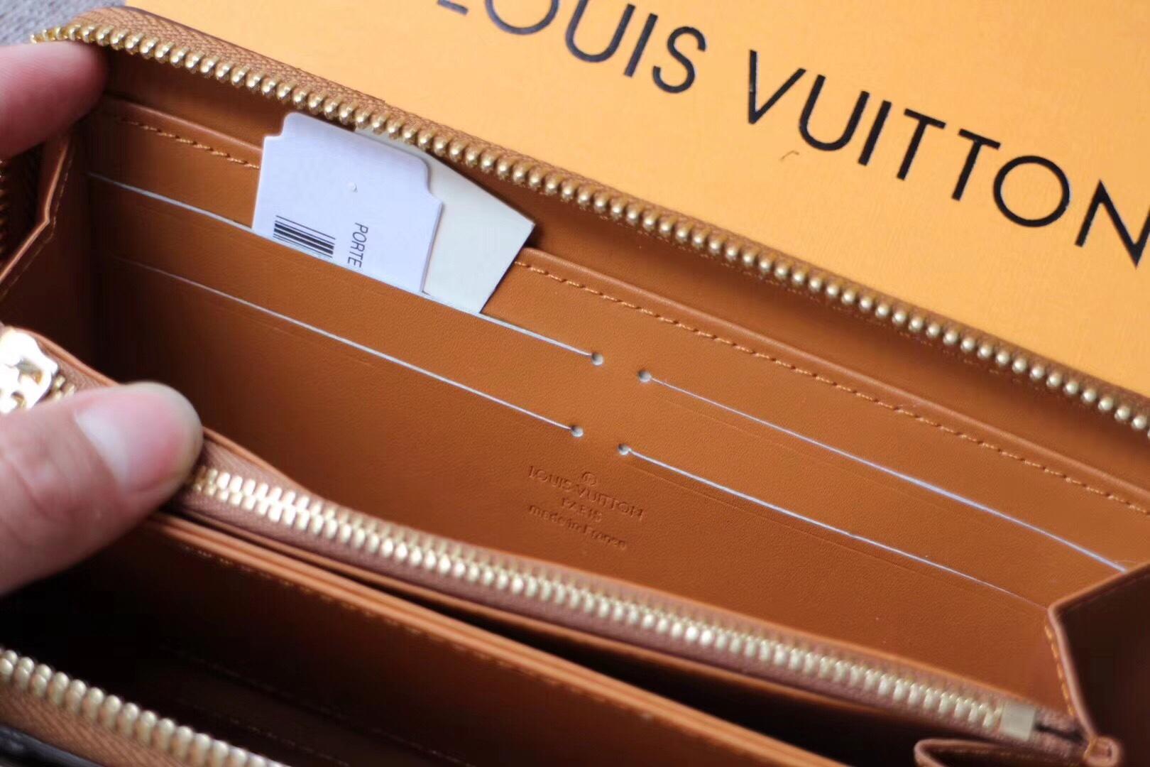 Louis Vuitton M67271 Zippy Venice Patent Cowhide Leather Lining Vert Bronze