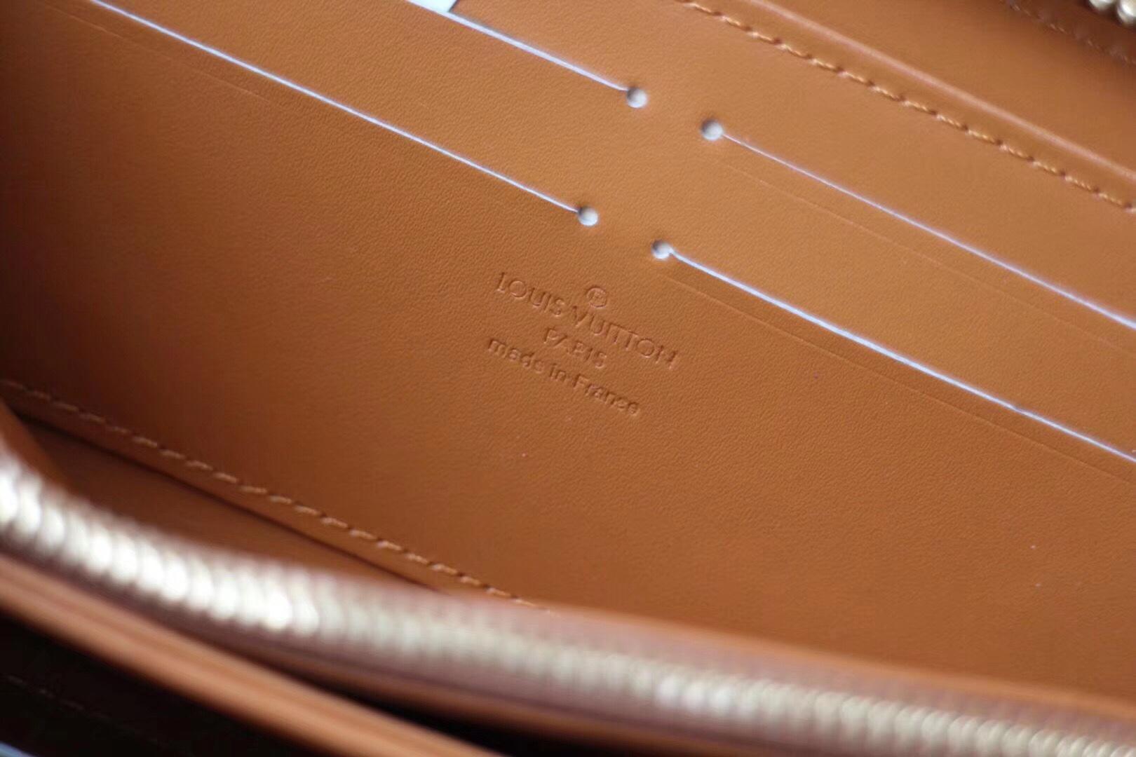 Louis Vuitton M67271 Zippy Venice Patent Cowhide Leather Lining Vert Bronze