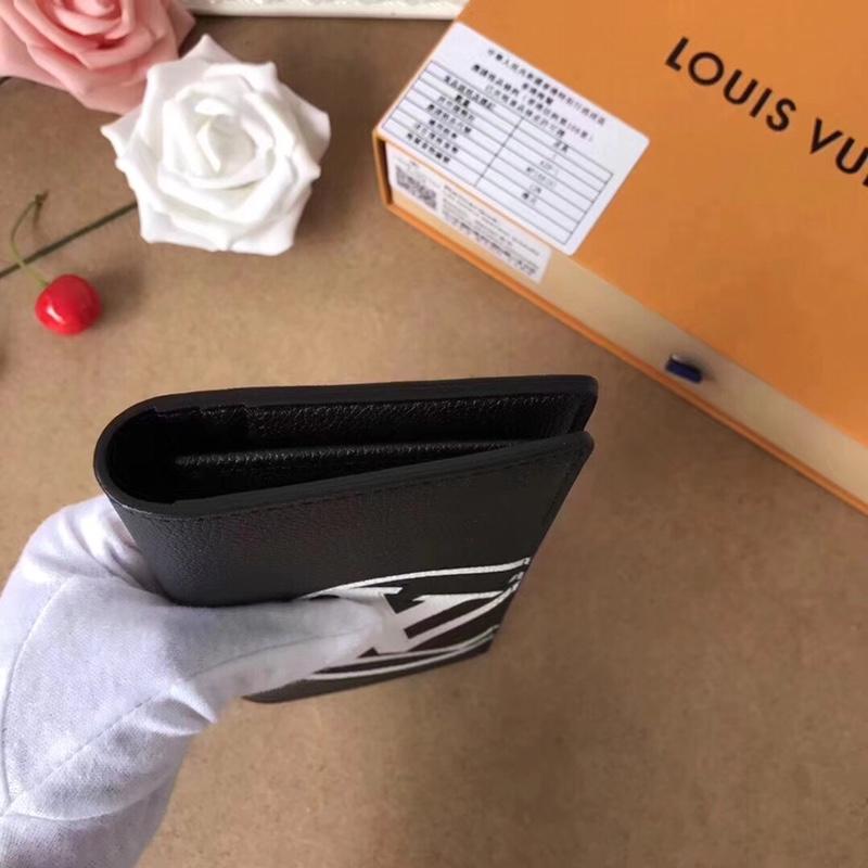 Louis Vuitton M67741 Multiple Wallet Taurillon Leather Initials