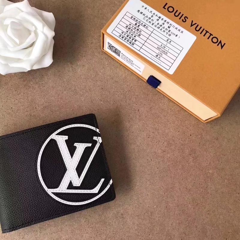 Louis Vuitton M67742 Multiple Wallet Taurillon Leather Initials