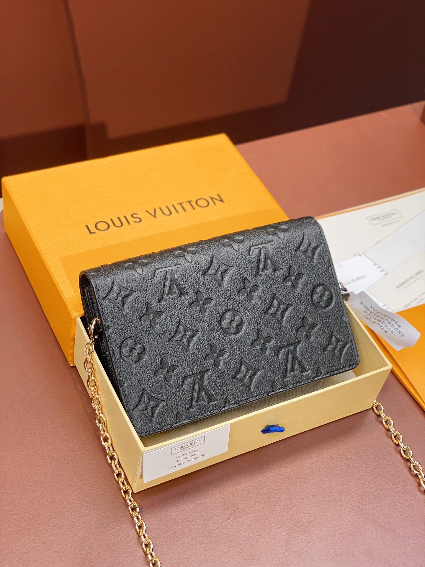 Louis Vuitton M67839 Vavin Chain Wallet Embossed cowhide leather Black