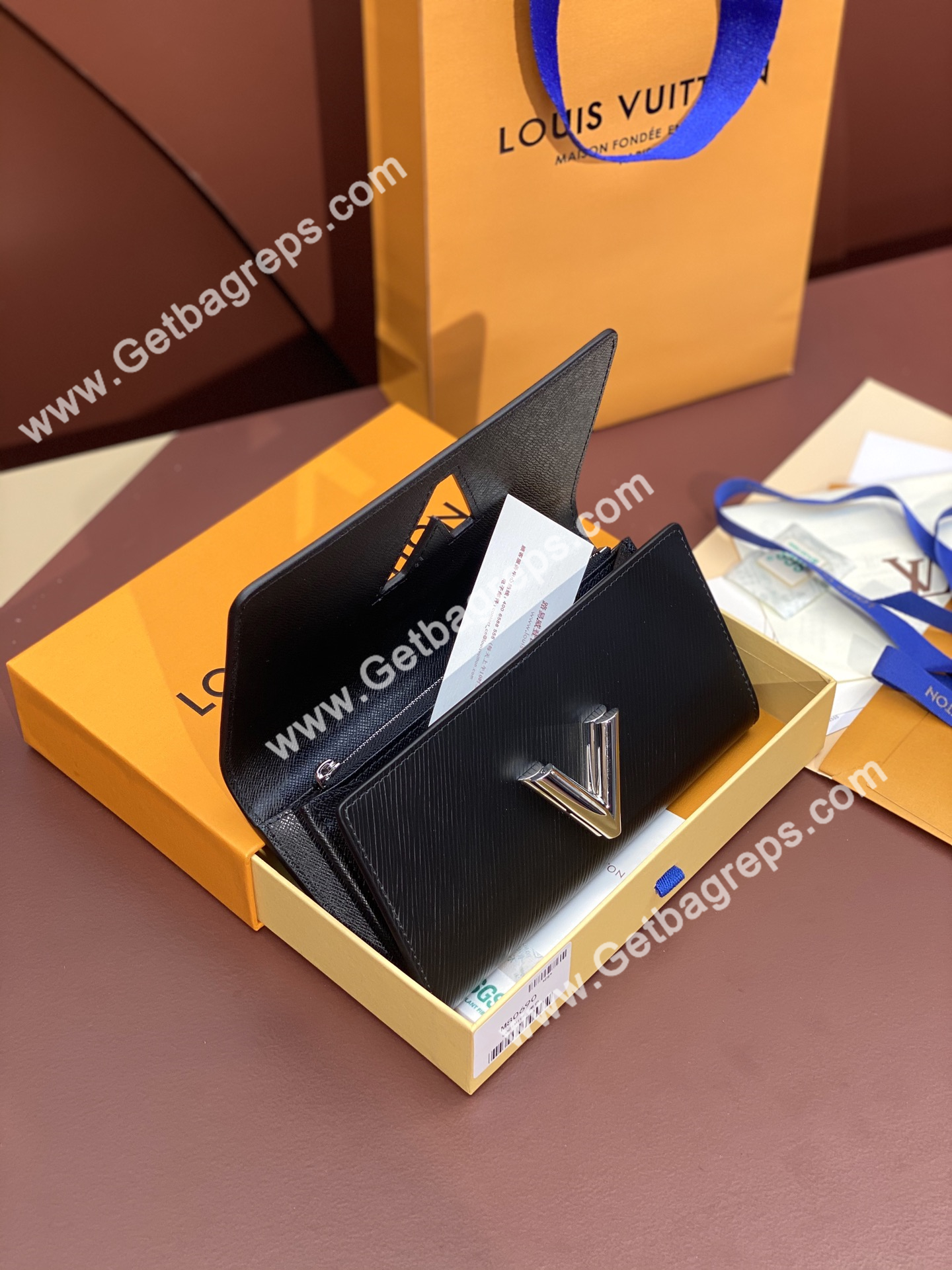 Louis Vuitton M68309 Twist Wallet  Epi Grained Cowhide Leather Black
