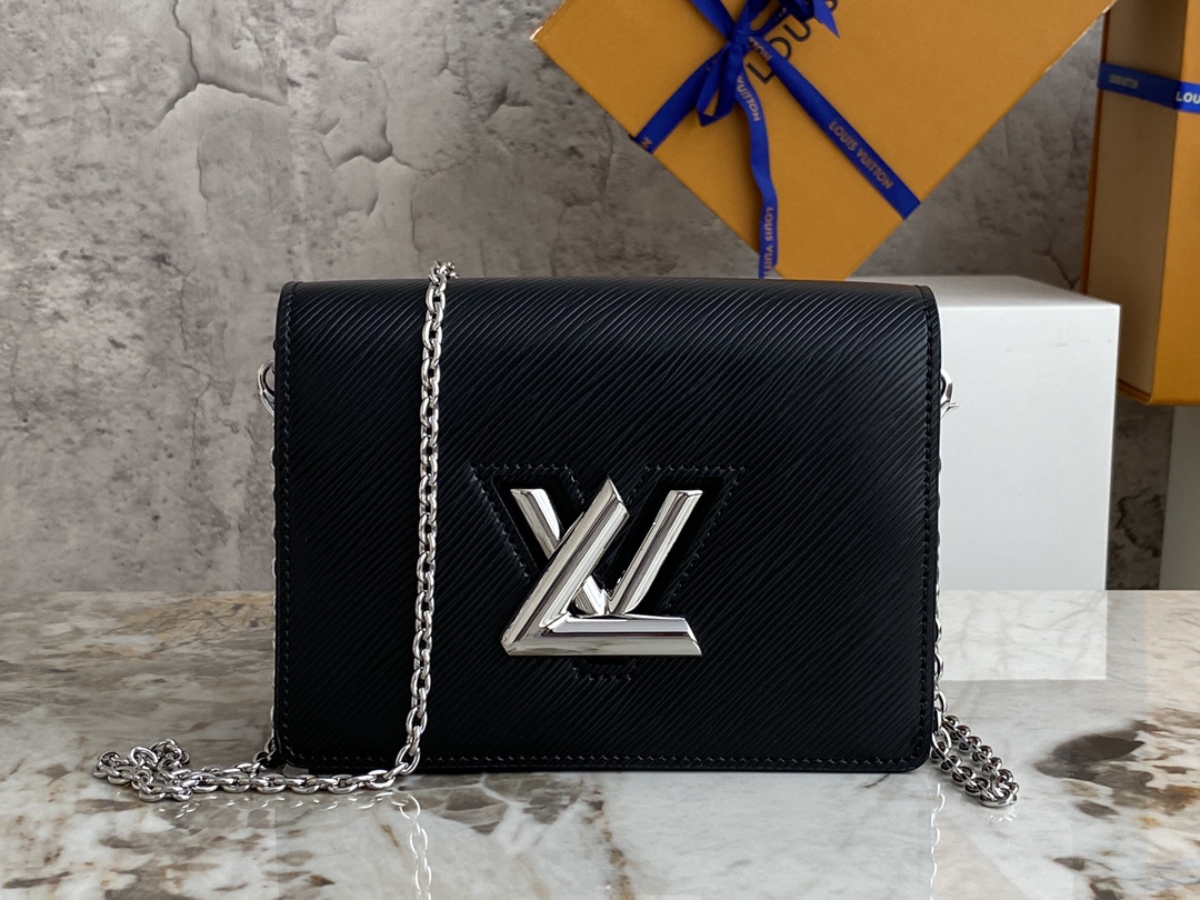 Louis Vuitton M68750 Twist Belt Chain Pouch Epi Grained Cowhide Leather Black With Sliver