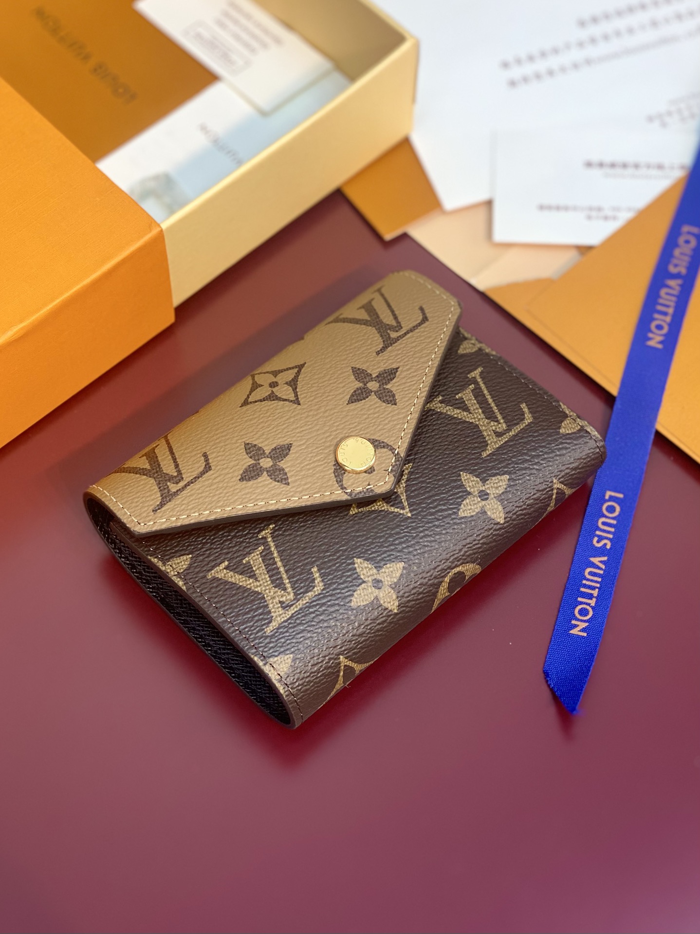 Louis Vuitton M81557 Wallet