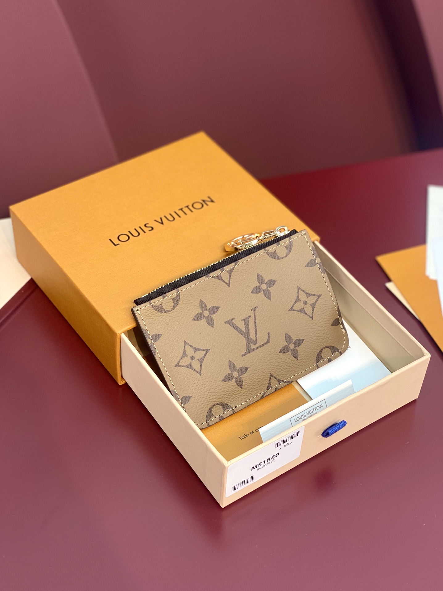Louis Vuitton M81880 Wallet