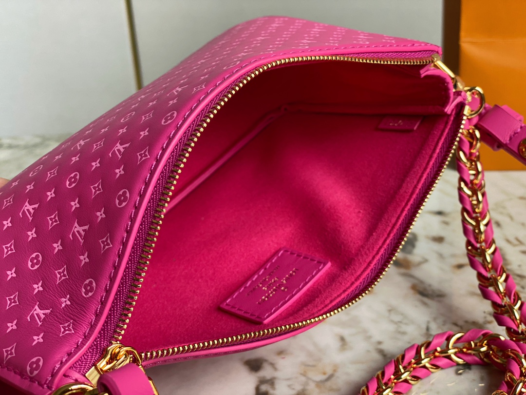 Louis Vuitton M82232 Lexington Pouch Pink Monogram-embossed Calf Leather Pink