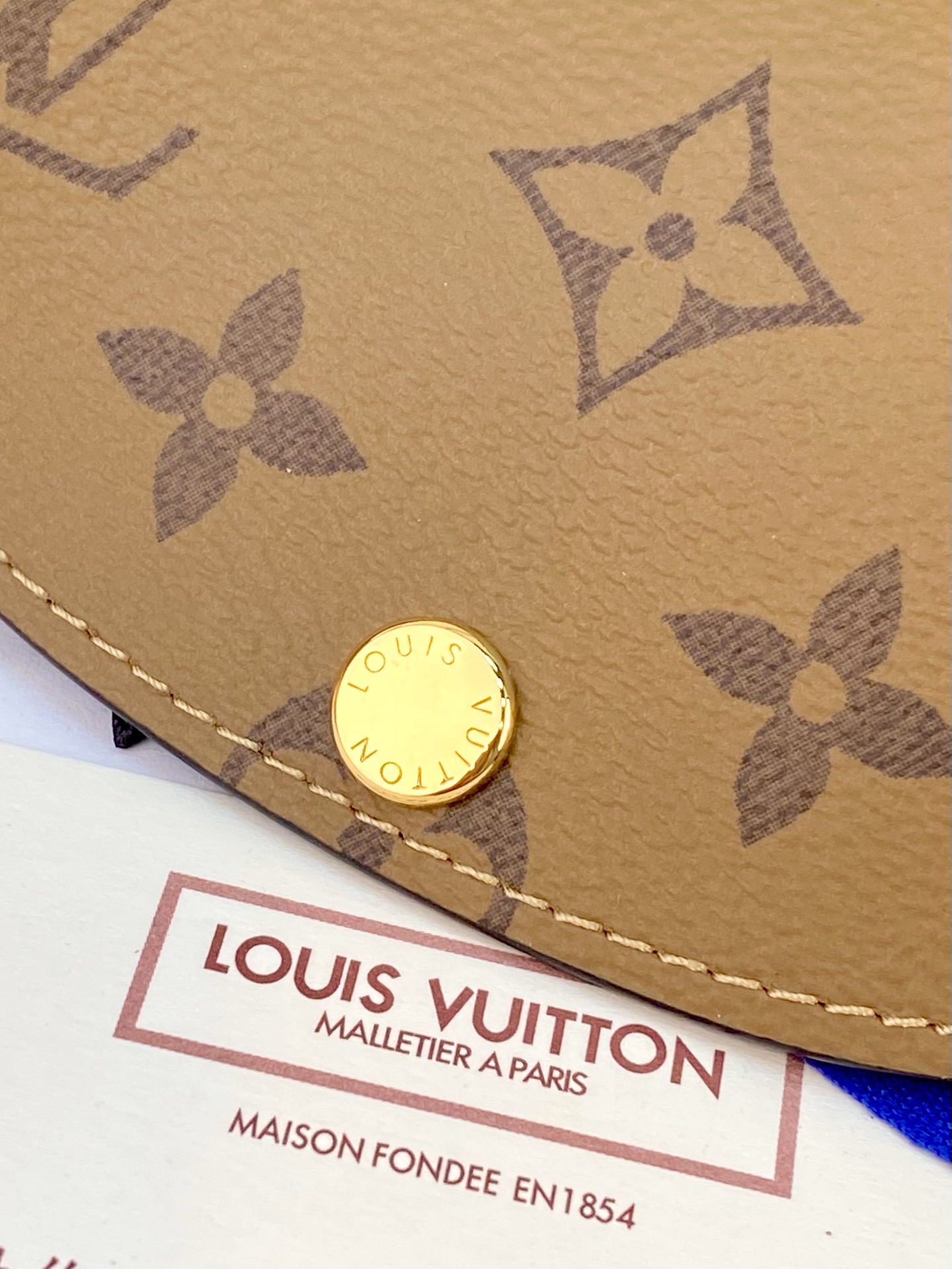 Louis Vuitton M82333 Wallet