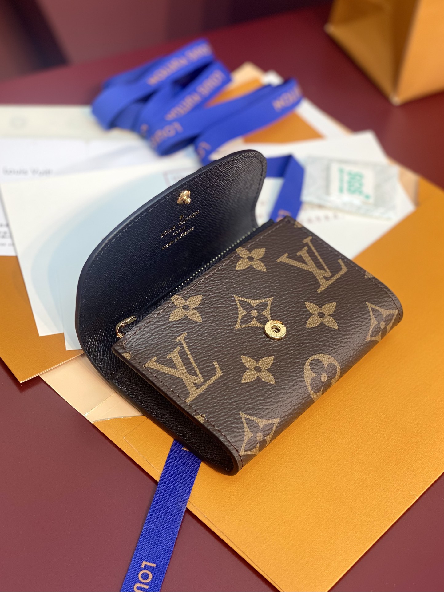 Louis Vuitton M82333 Wallet