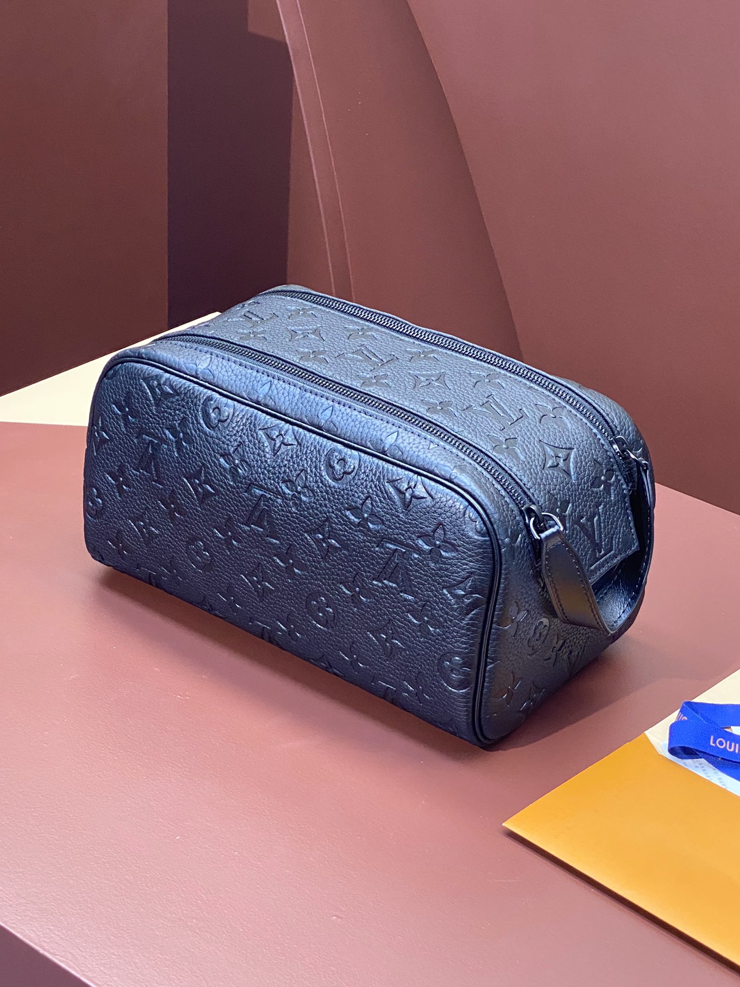 Louis Vuitton M82576 Dopp Kit Embossed Taurillon Monogram Cowhide Leather Blue