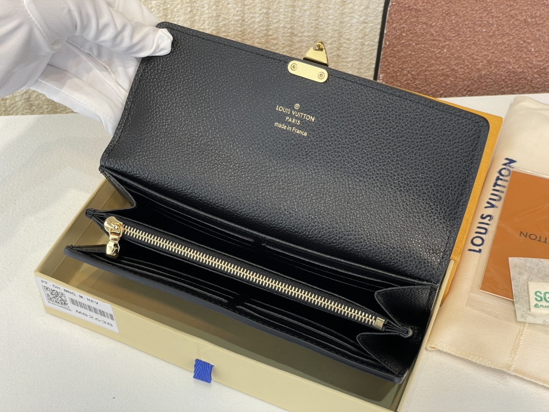 Louis Vuitton M82638 Sarah Wallet Monogram Empreinte embossed supple grained cowhide leather Black