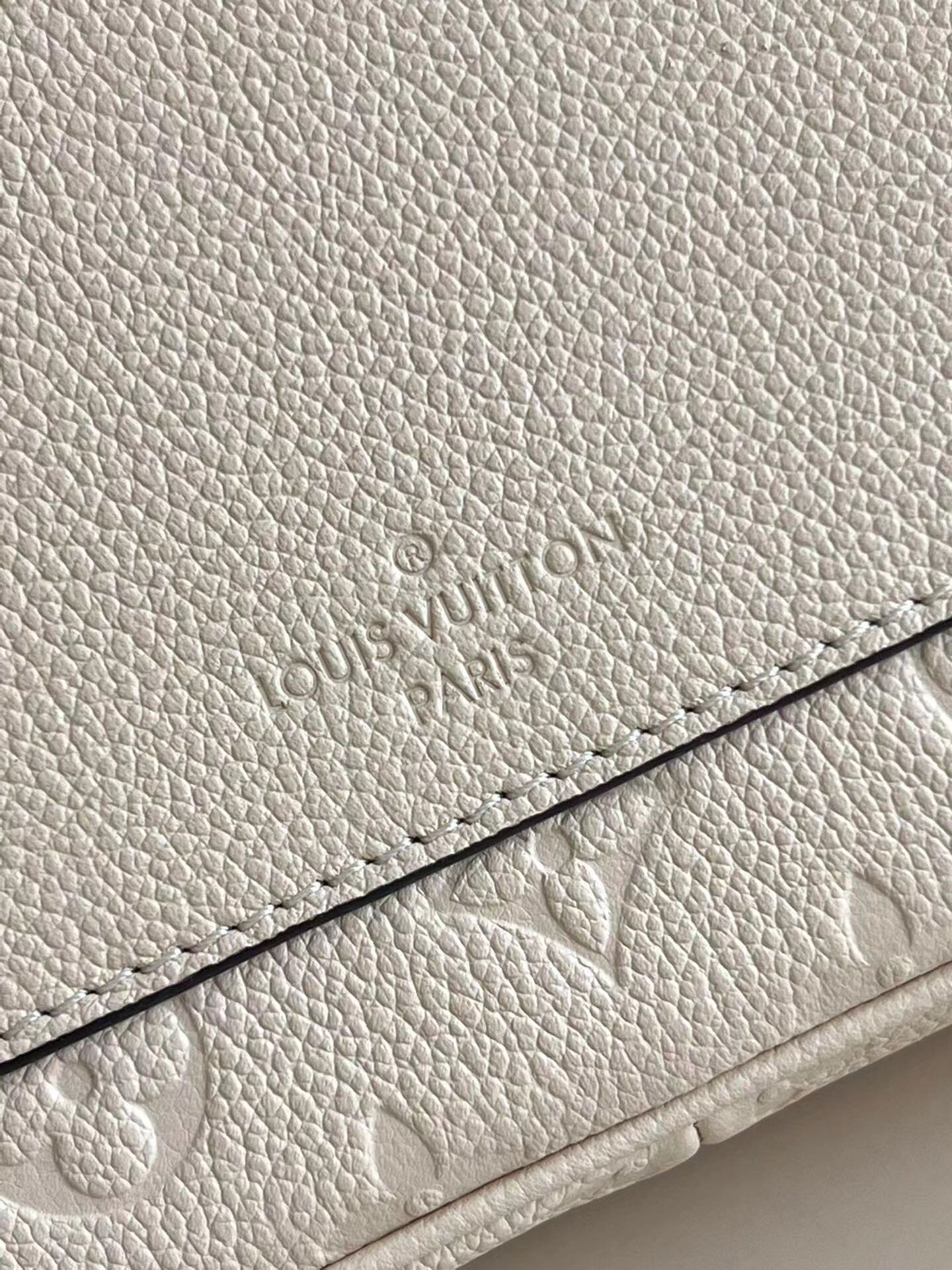 Louis Vuitton Marceau Chain Bag Embossed Grained Cowhide Leather Crem M46201