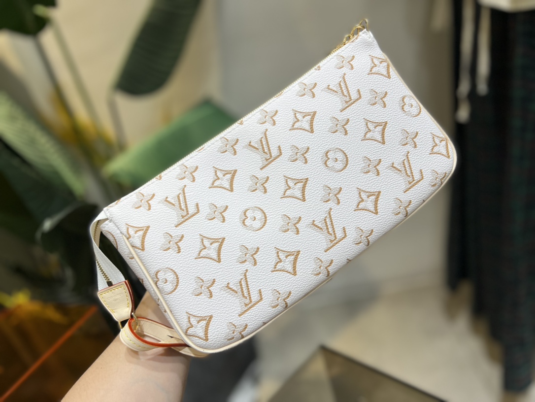 Louis Vuitton Maxi Multi Pochette Accessoires Handbag Monogram Coated Canvas Beige M20920