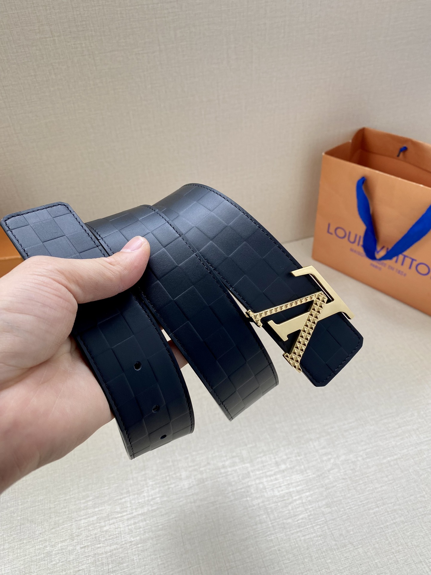 Louis Vuitton Men Leather Belt Width 4CM 141
