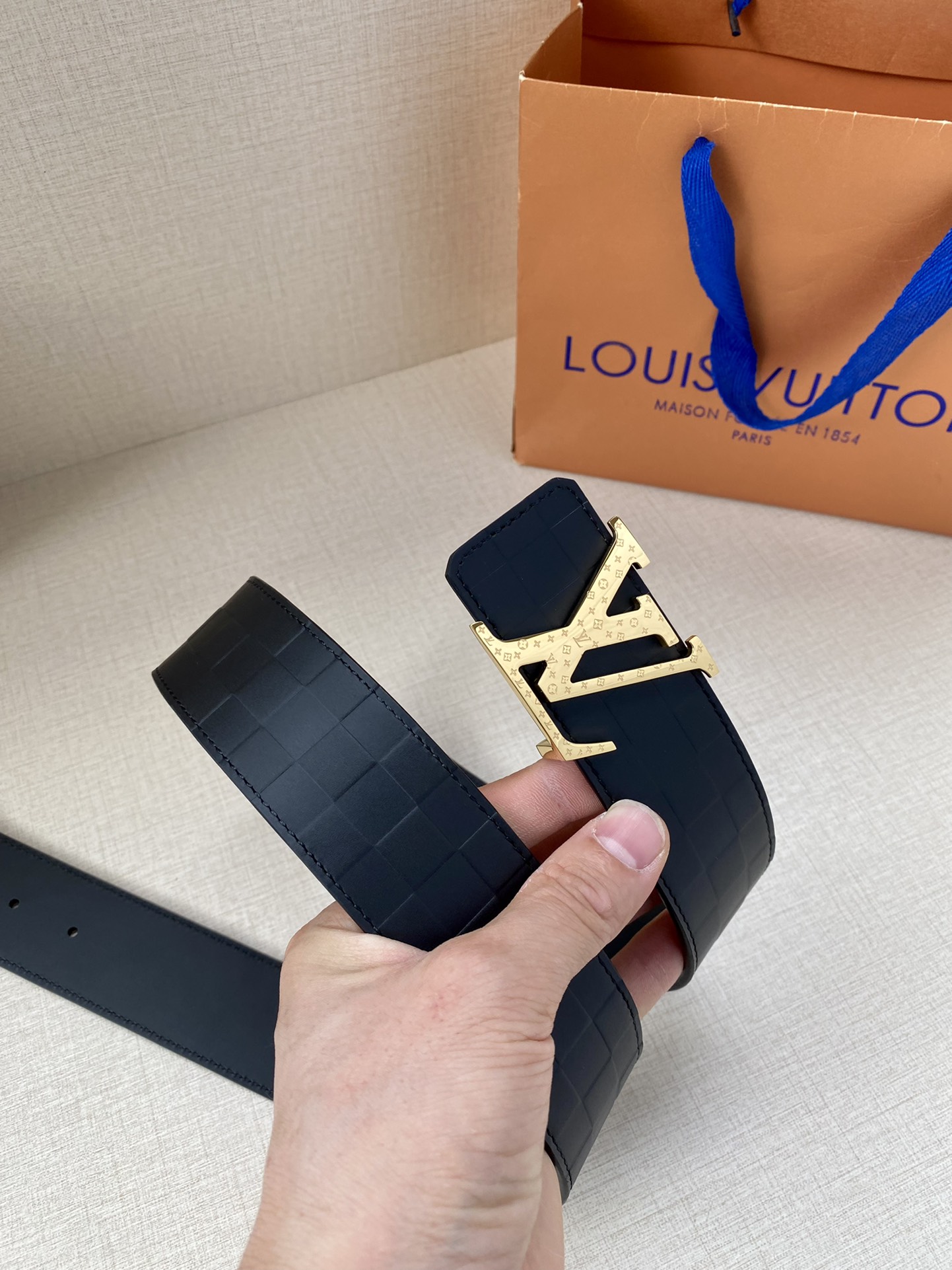 Louis Vuitton Men Leather Belt Width 4CM 142