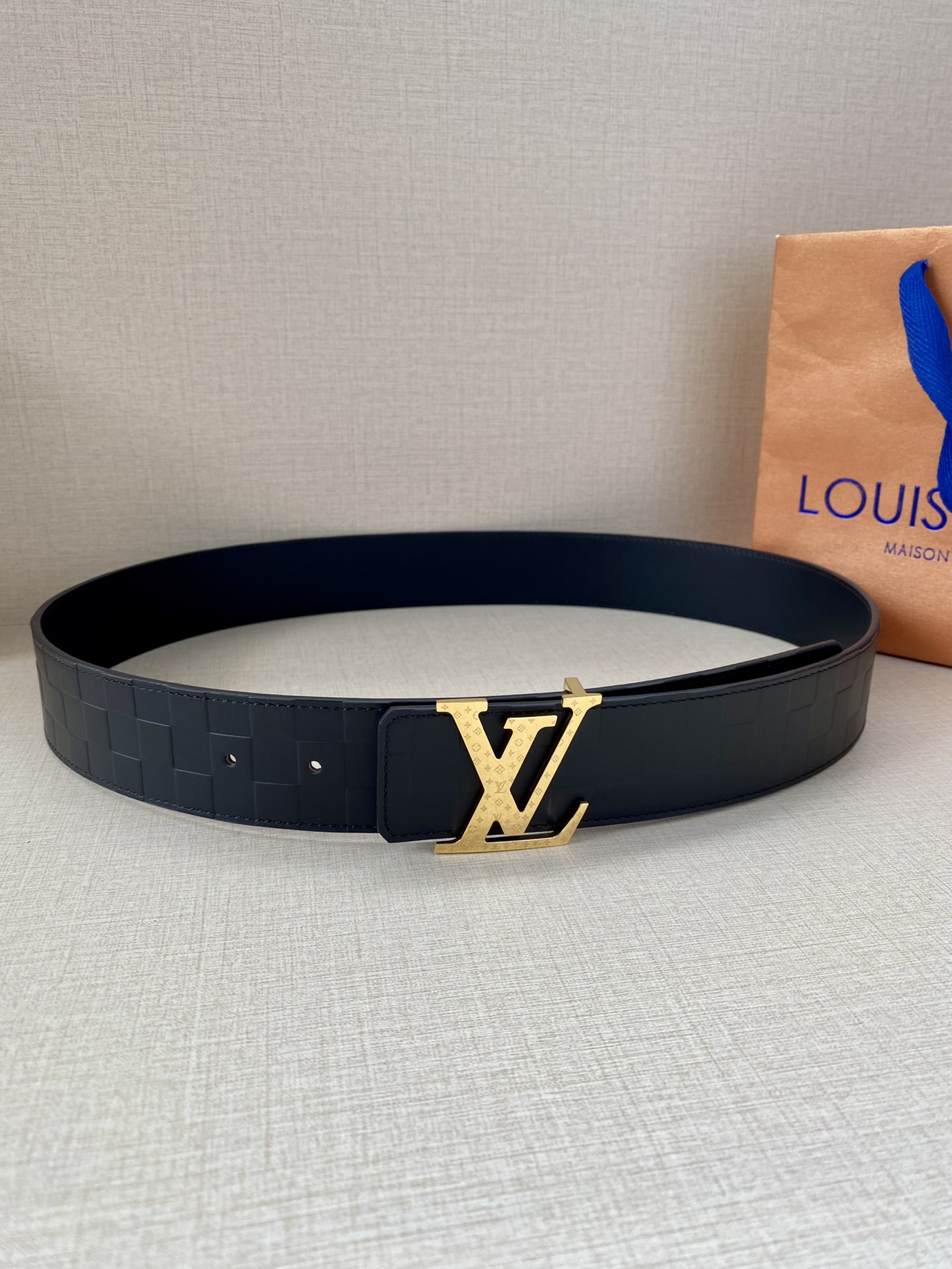 Louis Vuitton Men Leather Belt Width 4CM 142