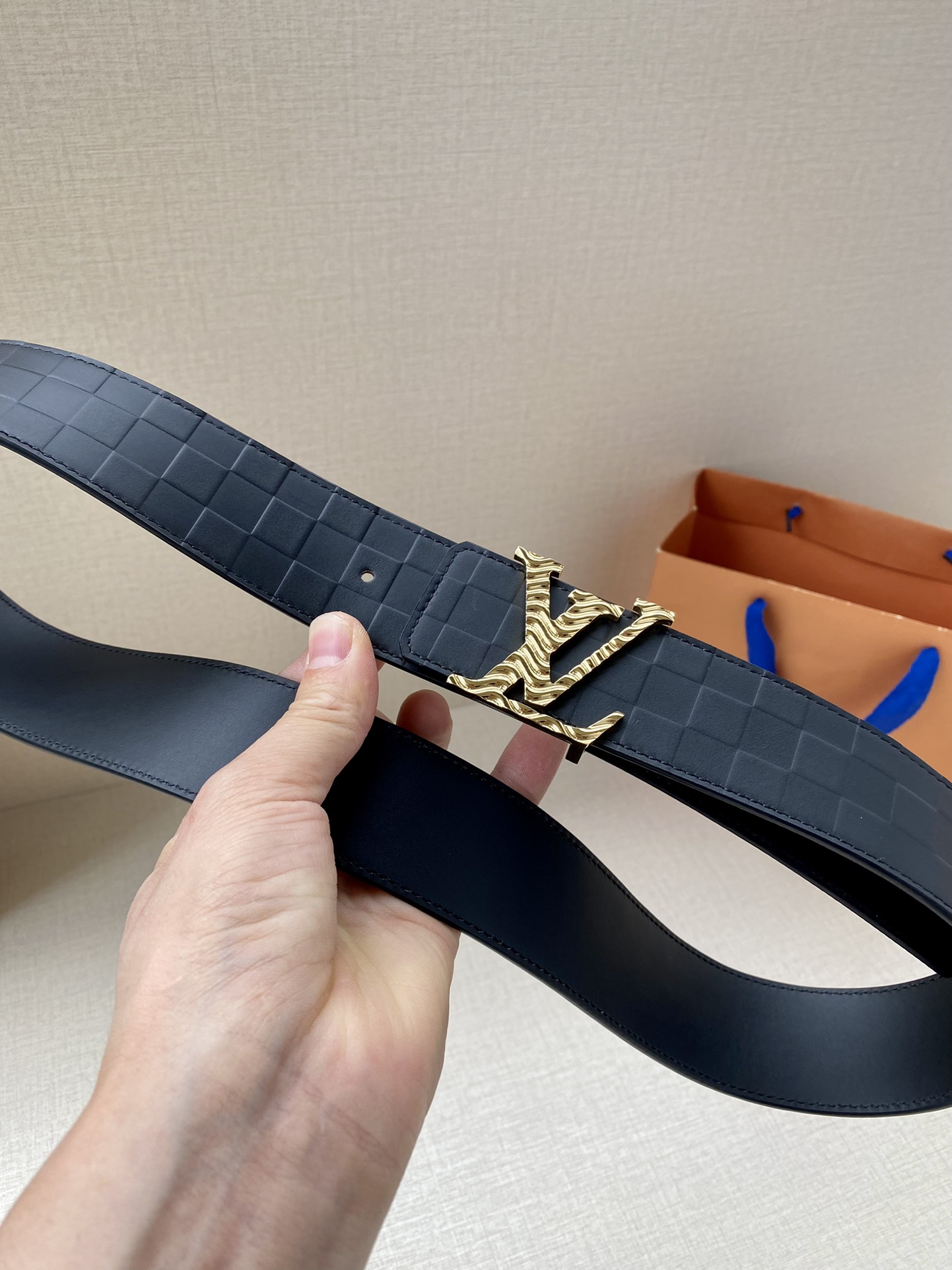 Louis Vuitton Men Leather Belt Width 4CM 144
