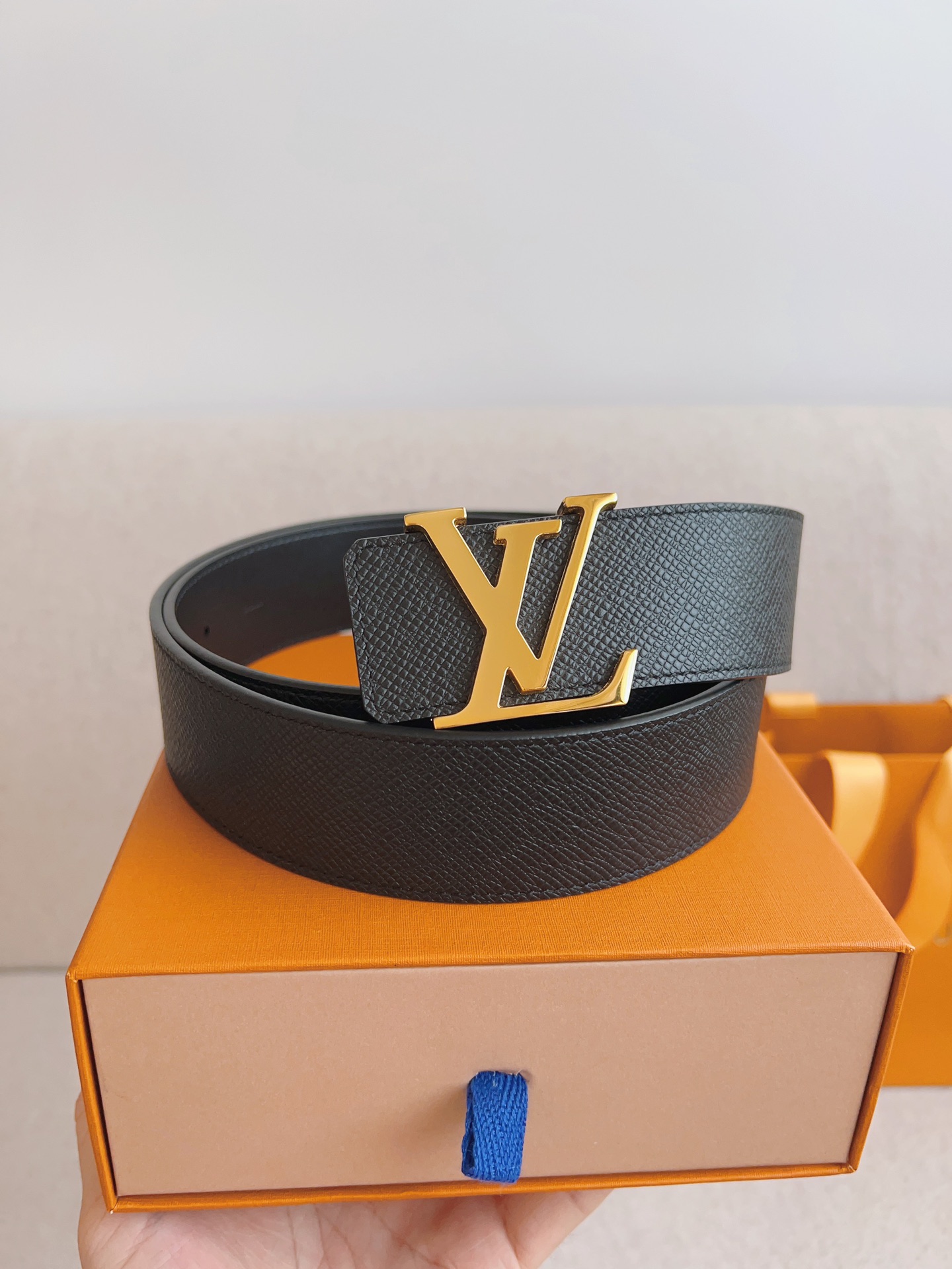 Louis Vuitton Mens Leather Belt Width 4.0cm 204