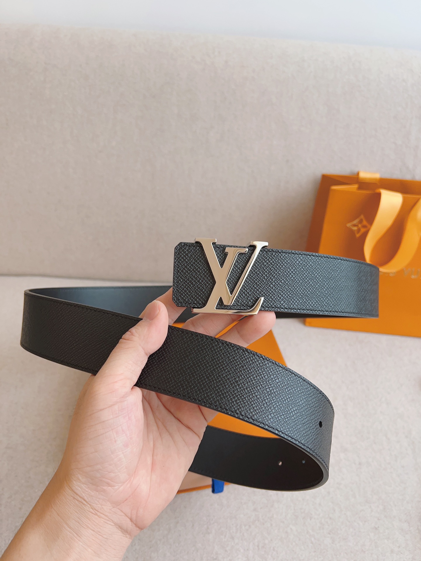 Louis Vuitton Mens Leather Belt Width 4.0cm 205