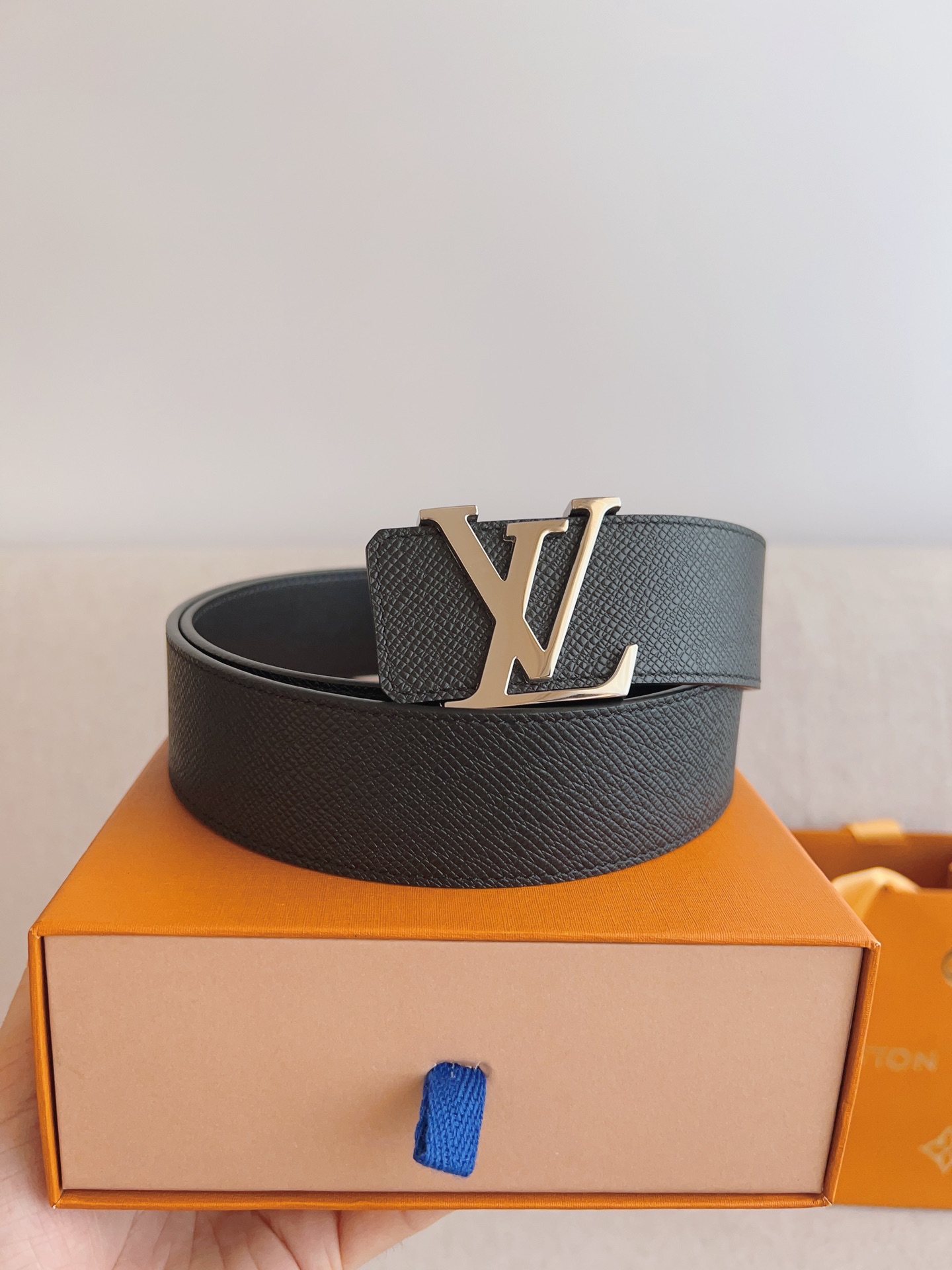 Louis Vuitton Mens Leather Belt Width 4.0cm 205