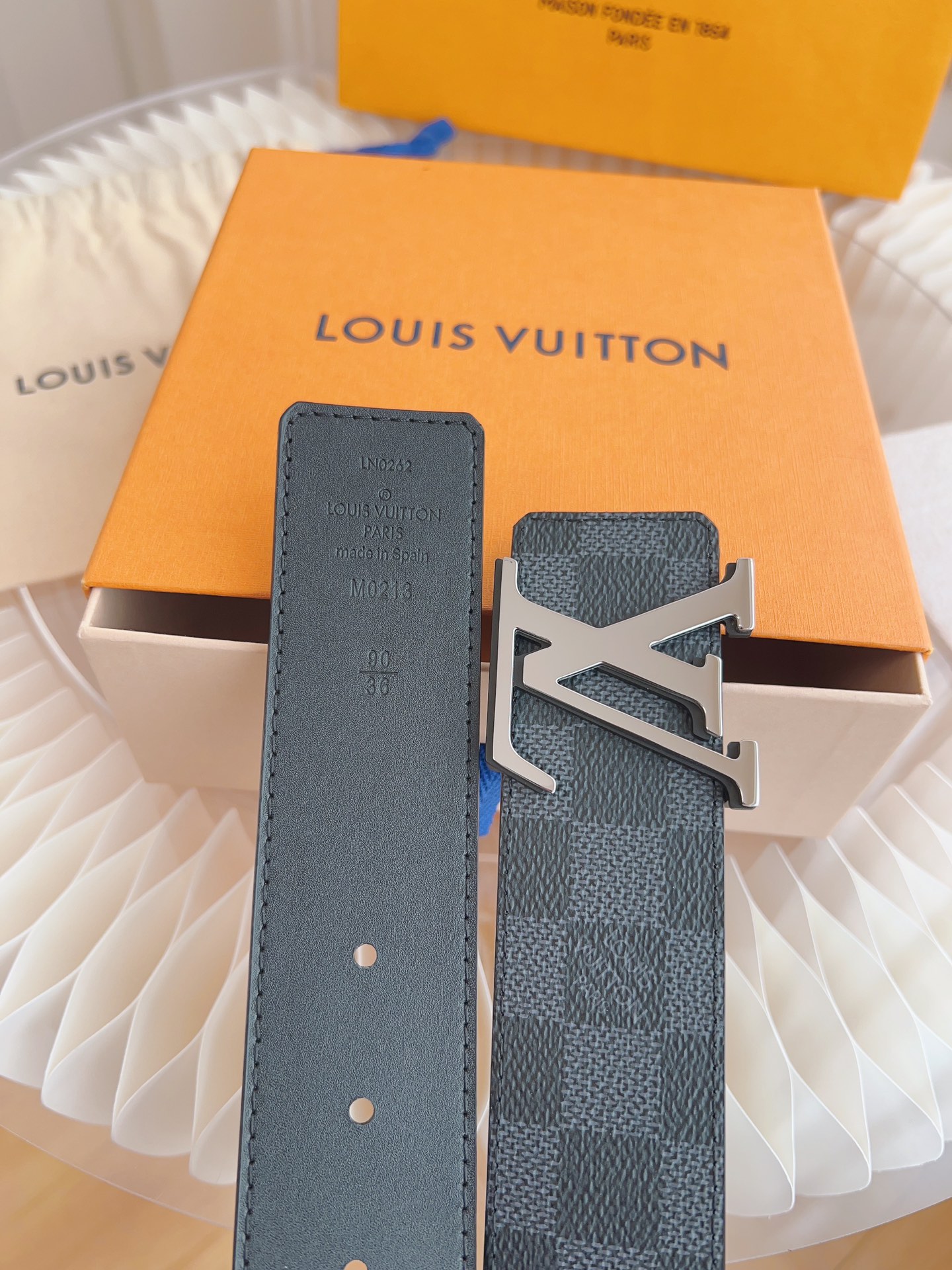 Louis Vuitton Mens Leather Belt Width 4cm 184