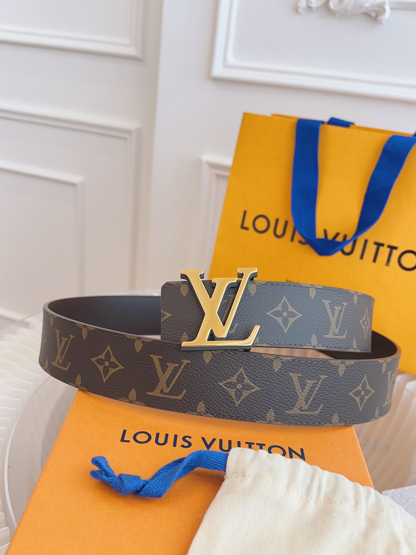 Louis Vuitton Mens Leather Belt Width 4cm 188