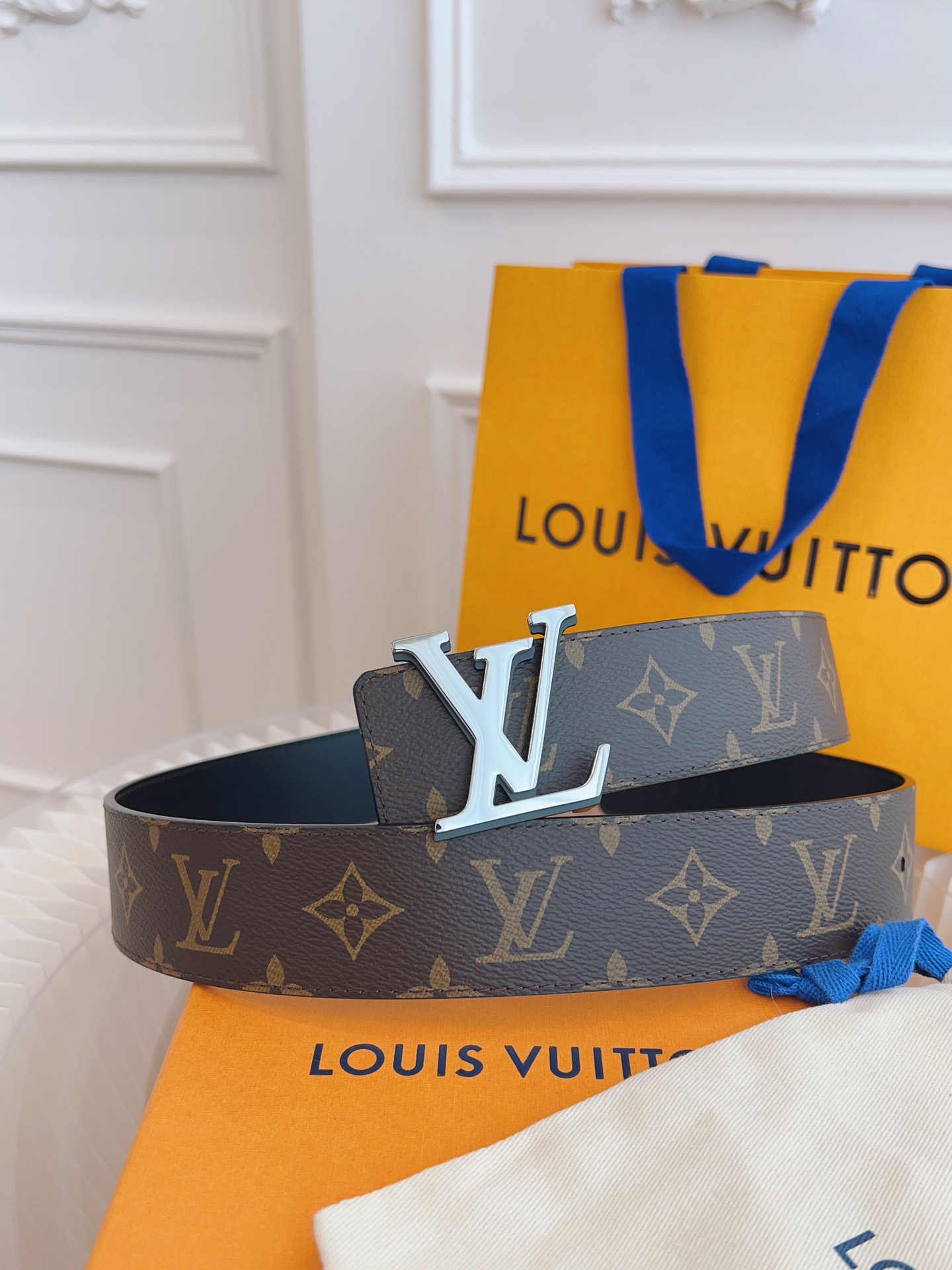 Louis Vuitton Mens Leather Belt Width 4cm 189