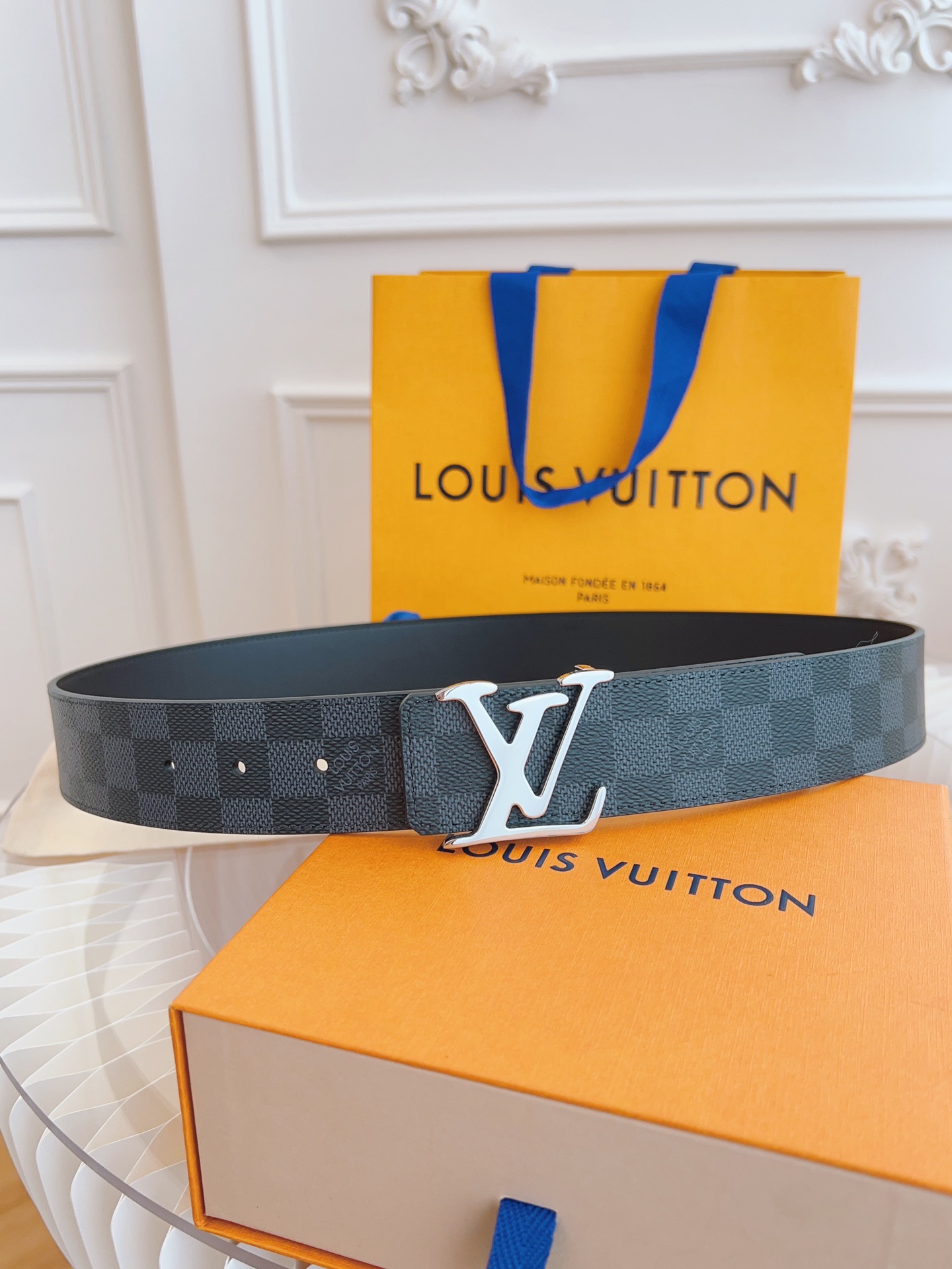 Louis Vuitton Mens Leather Belt Width 4cm 190