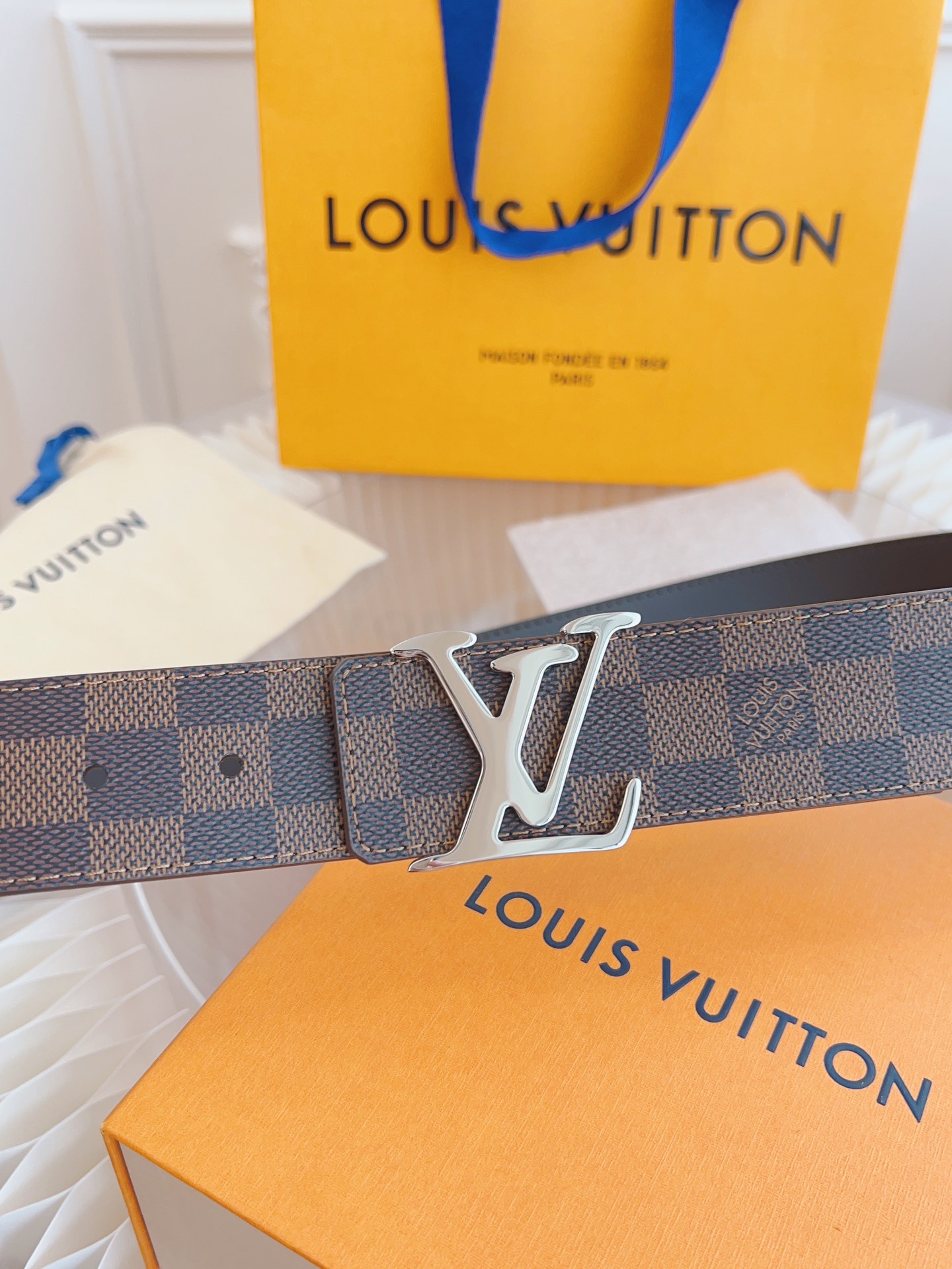 Louis Vuitton Mens Leather Belt Width 4cm 191