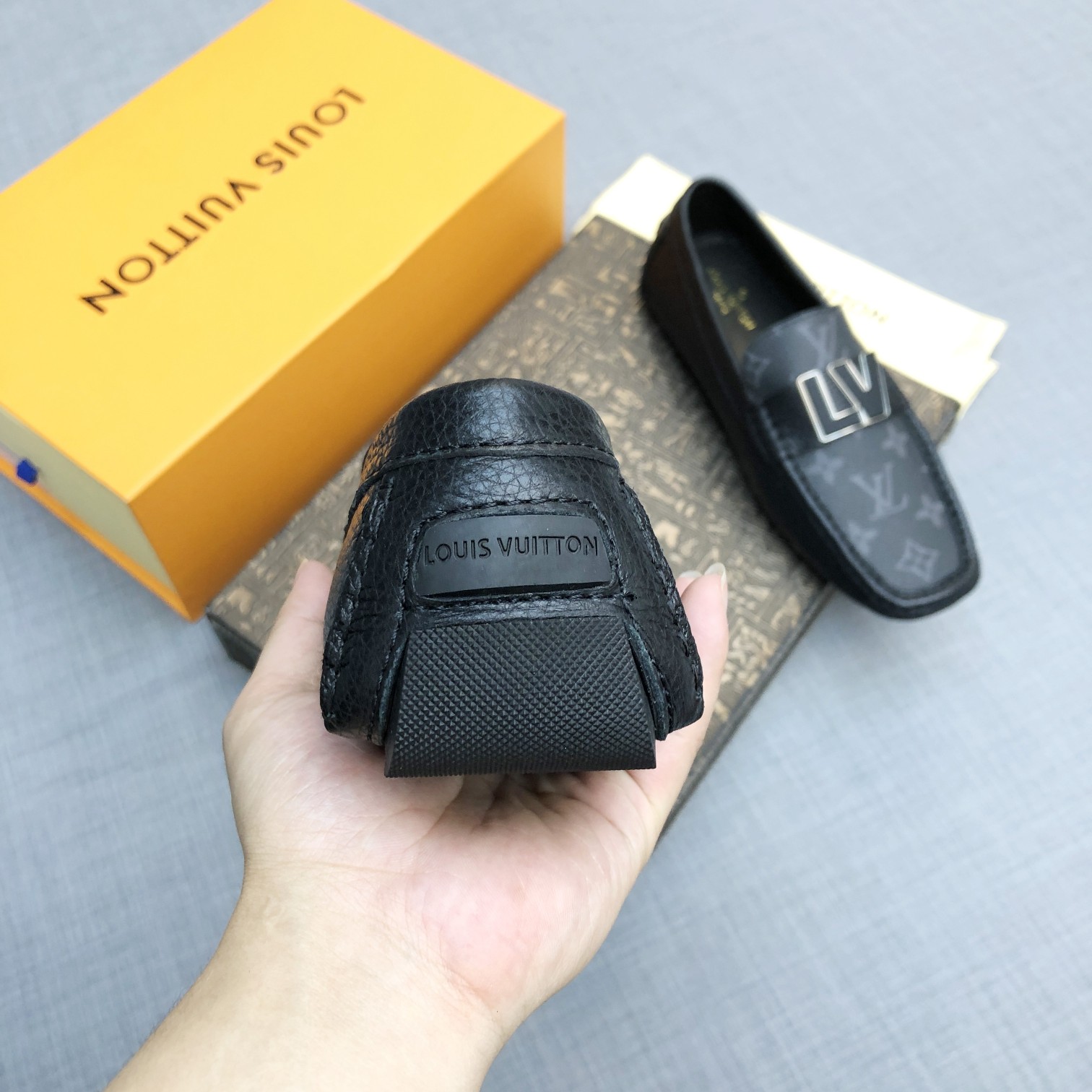 Louis Vuitton Mens Loafers Shoes-005038-45