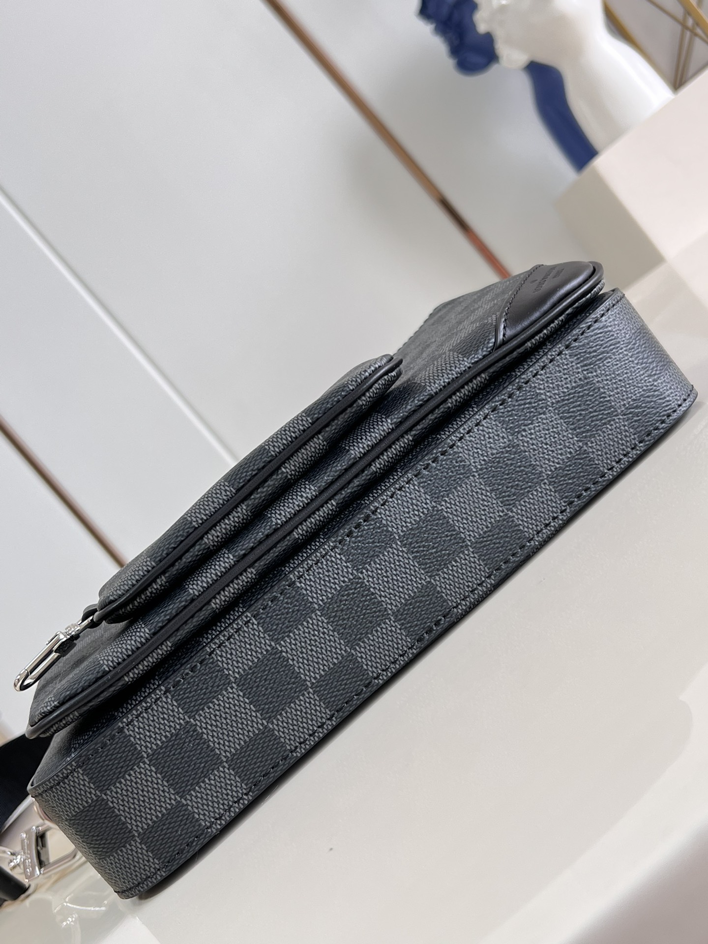 Louis Vuitton N40519 Trio Messenger Damier Graphite coated canvas