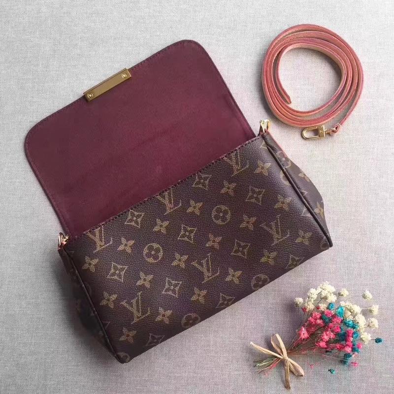 Louis Vuitton N40718 Favorite MM Shoulde Bag Monogram