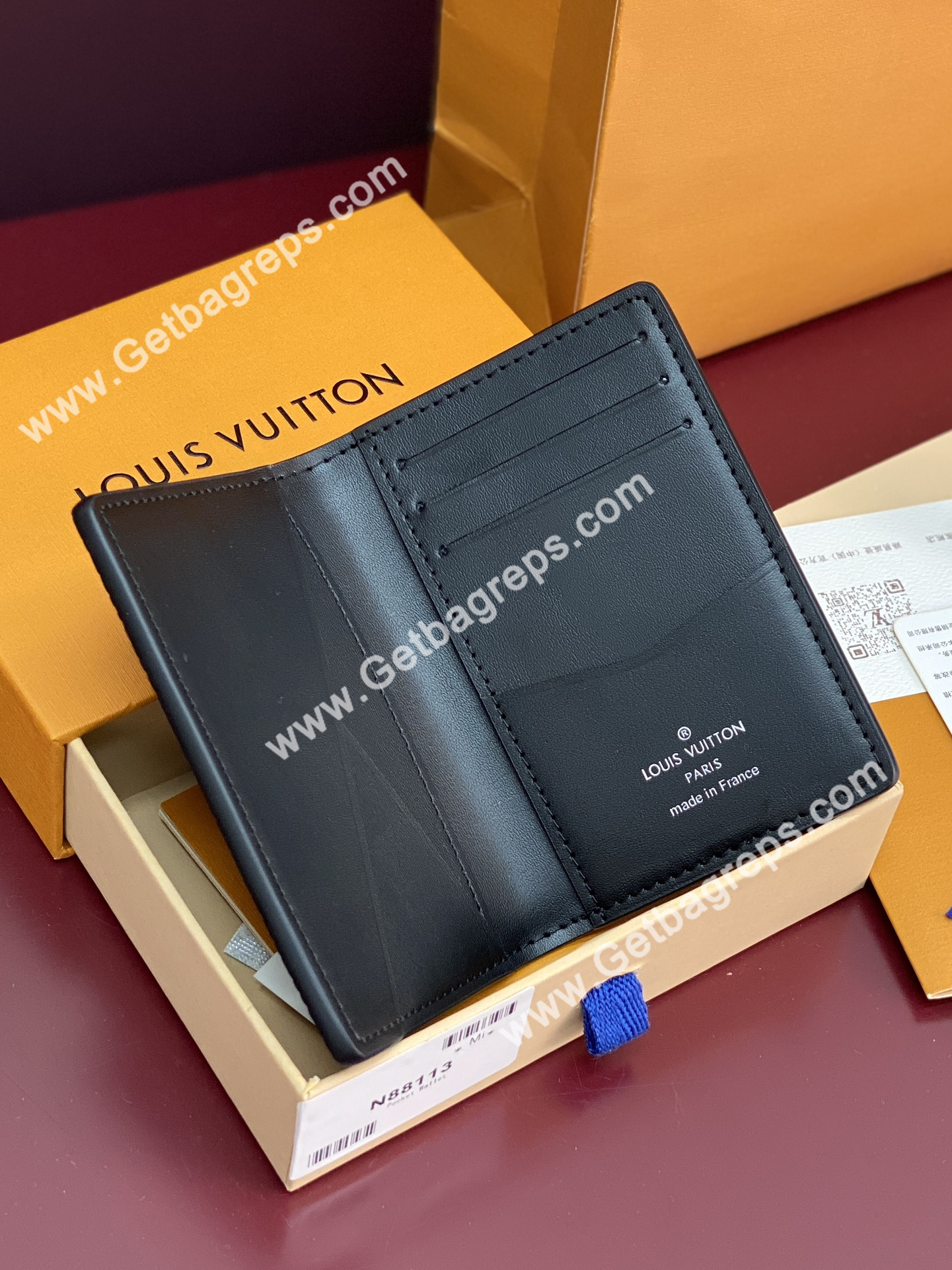 Louis Vuitton N88115 Wallet Black-2