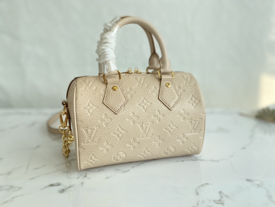 Louis Vuitton Speedy Bandouliere 20 