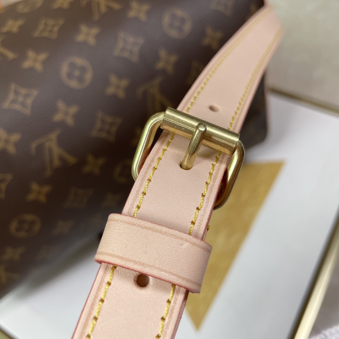 Louis Vuitton Speedy Bandouliere 30 Monogram coated canvas Natural M41112