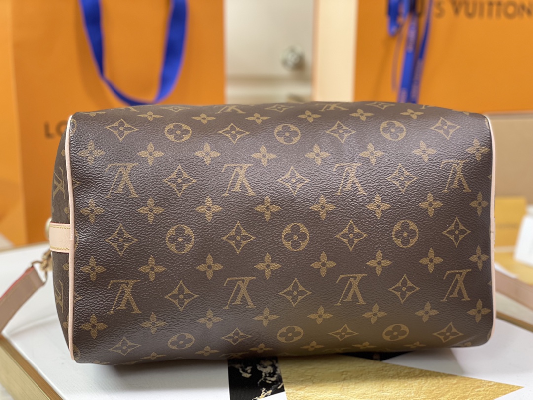 Louis Vuitton Speedy Bandouliere 30 Monogram coated canvas Natural M41112