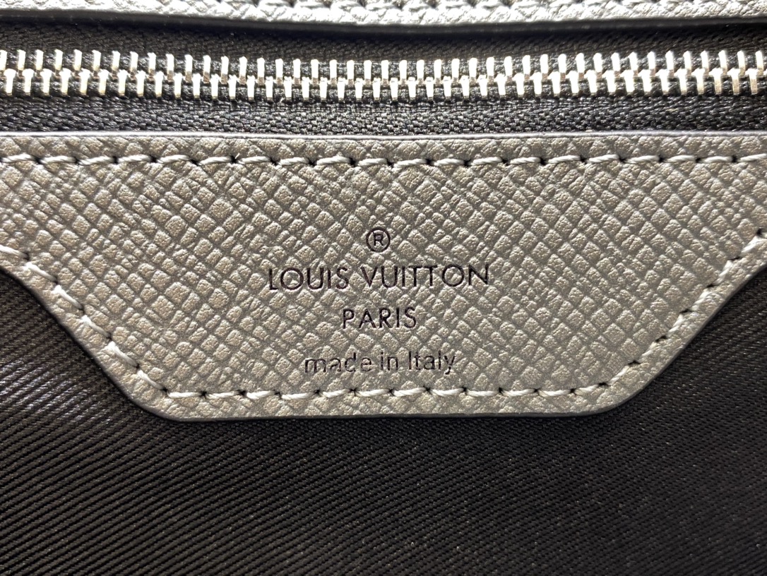 Louis Vuitton Taigarama 50 Keepall M53776