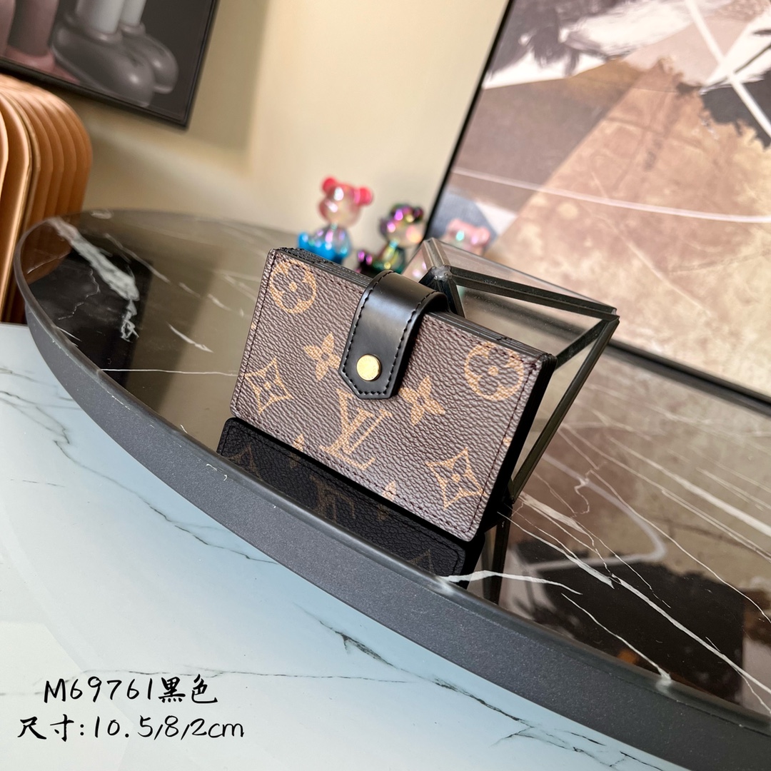 Louis Vuitton Women Card Holder Monogram Canvas M69761