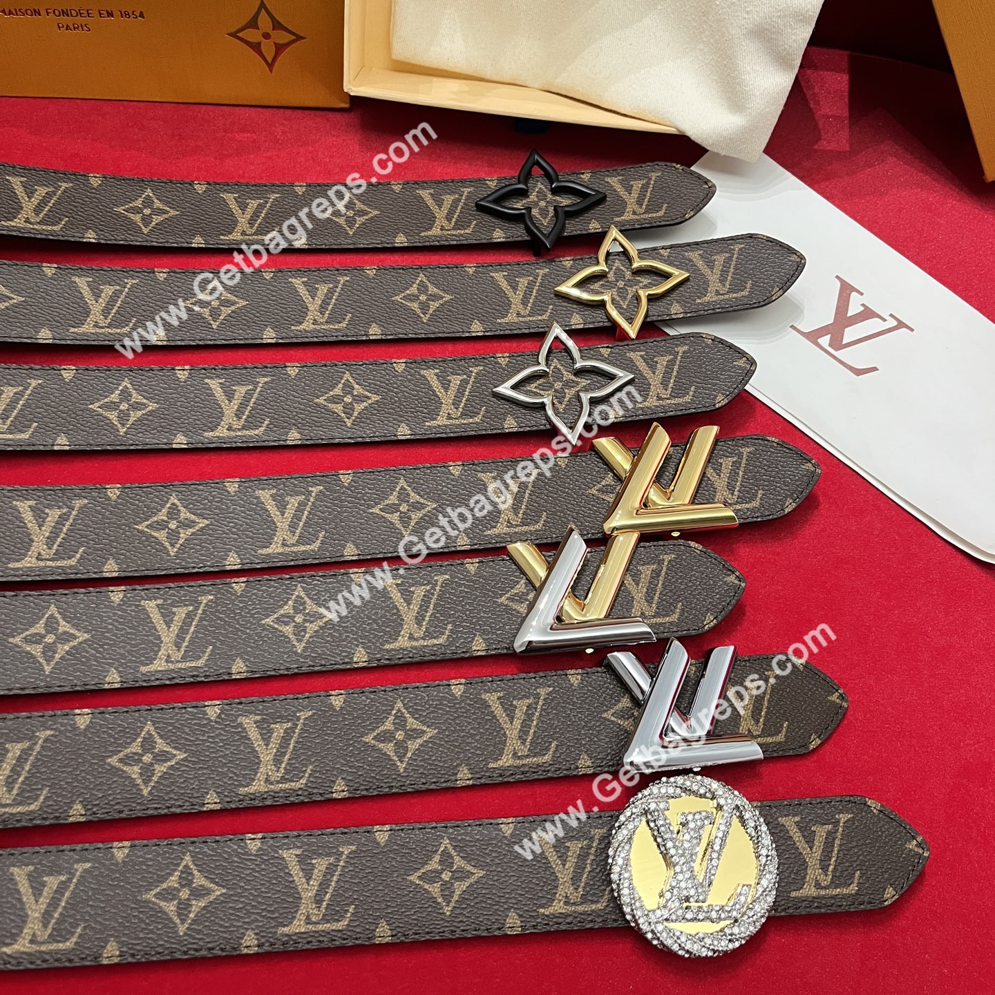 Louis Vuitton Womens Leather Belt Width 20mm 0020