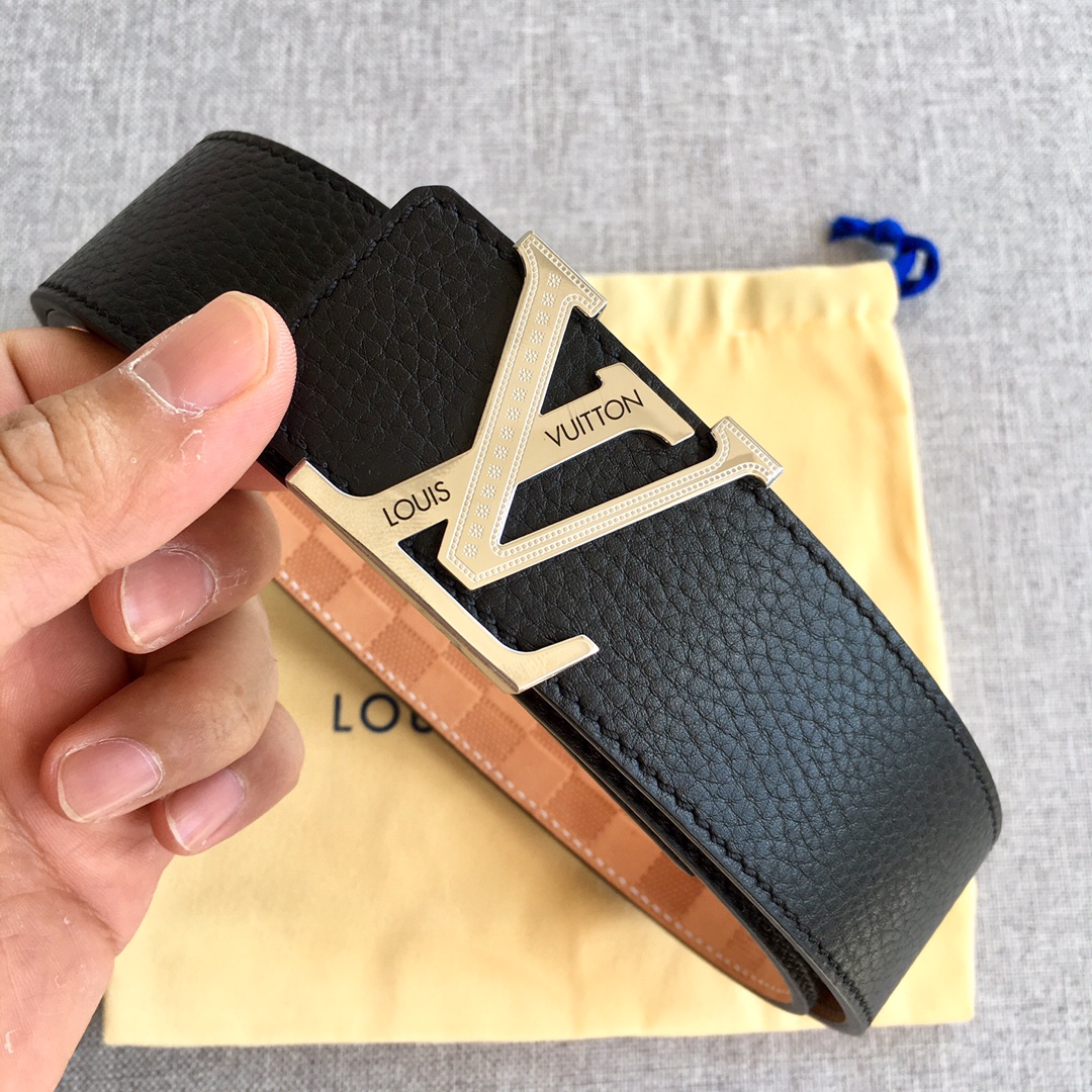 Louis Vuitton Womens Leather Belt Width 4cm 157