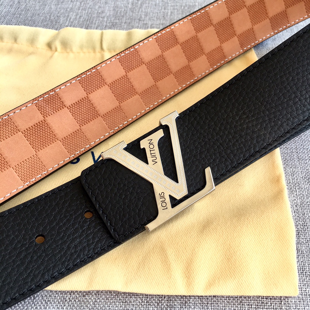 Louis Vuitton Womens Leather Belt Width 4cm 157
