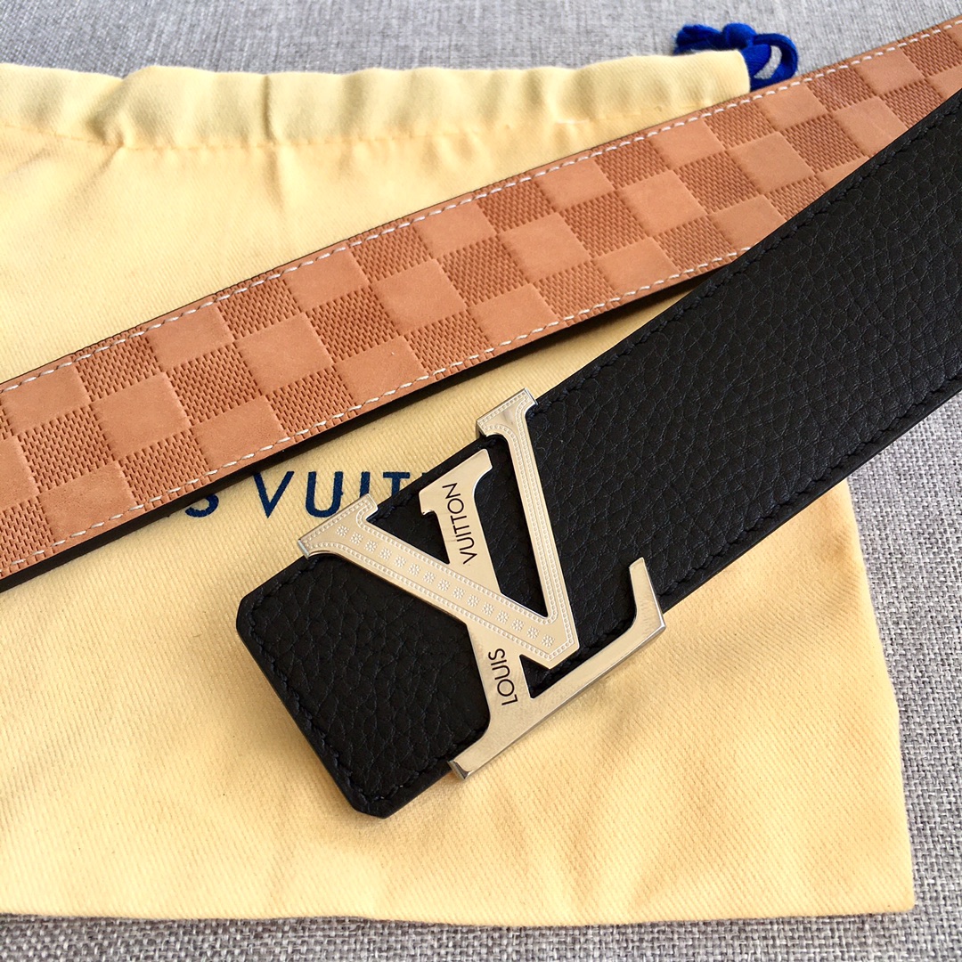 Louis Vuitton Womens Leather Belt Width 4cm 157