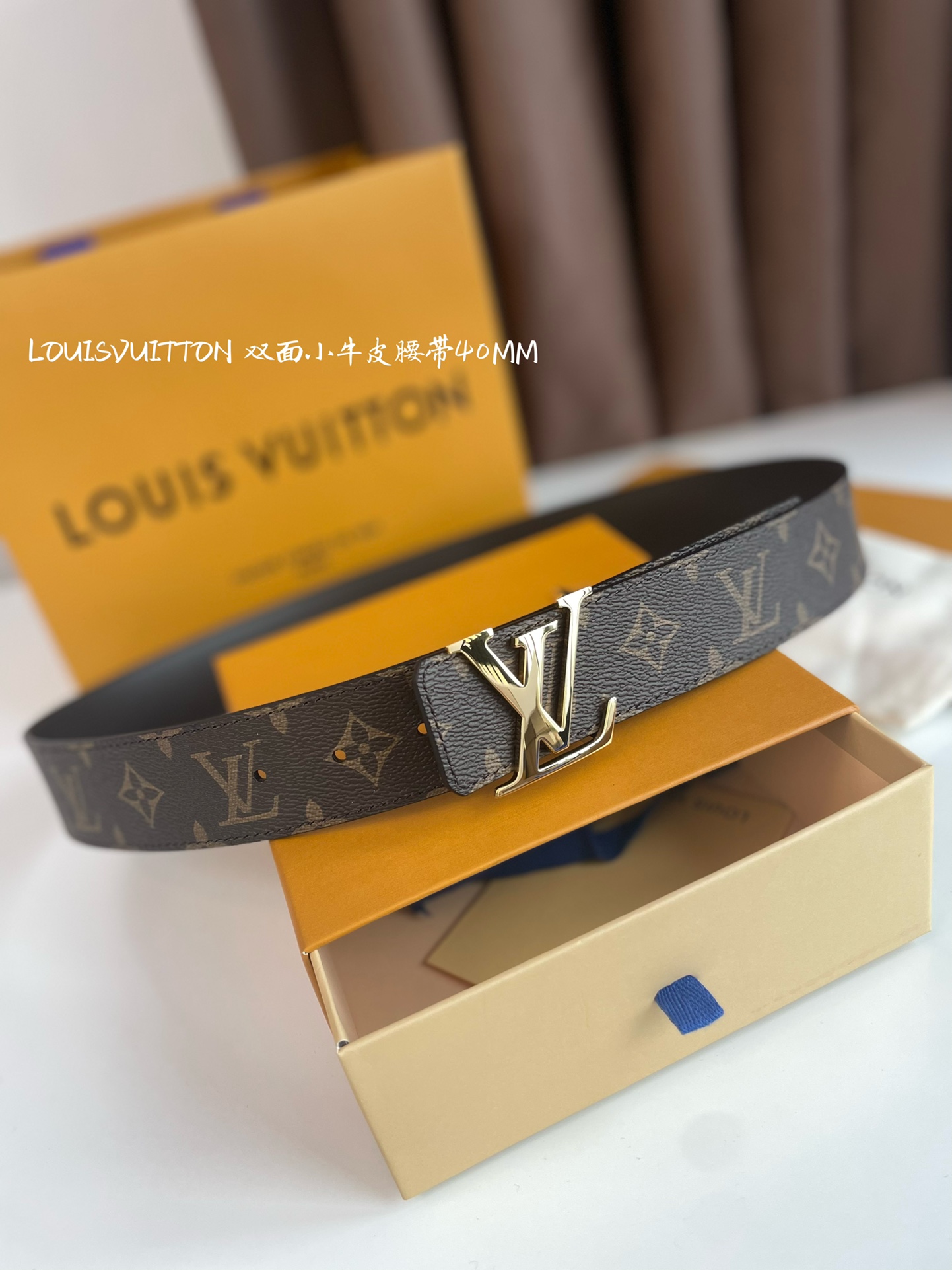 Louis Vuitton Womens Leather Belt Width 4cm 177