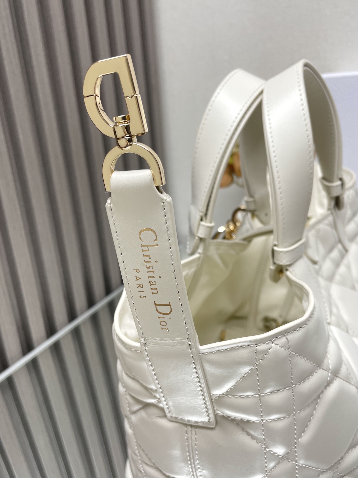 Medium Dior Toujours Bag White Macrocannage Calfskin