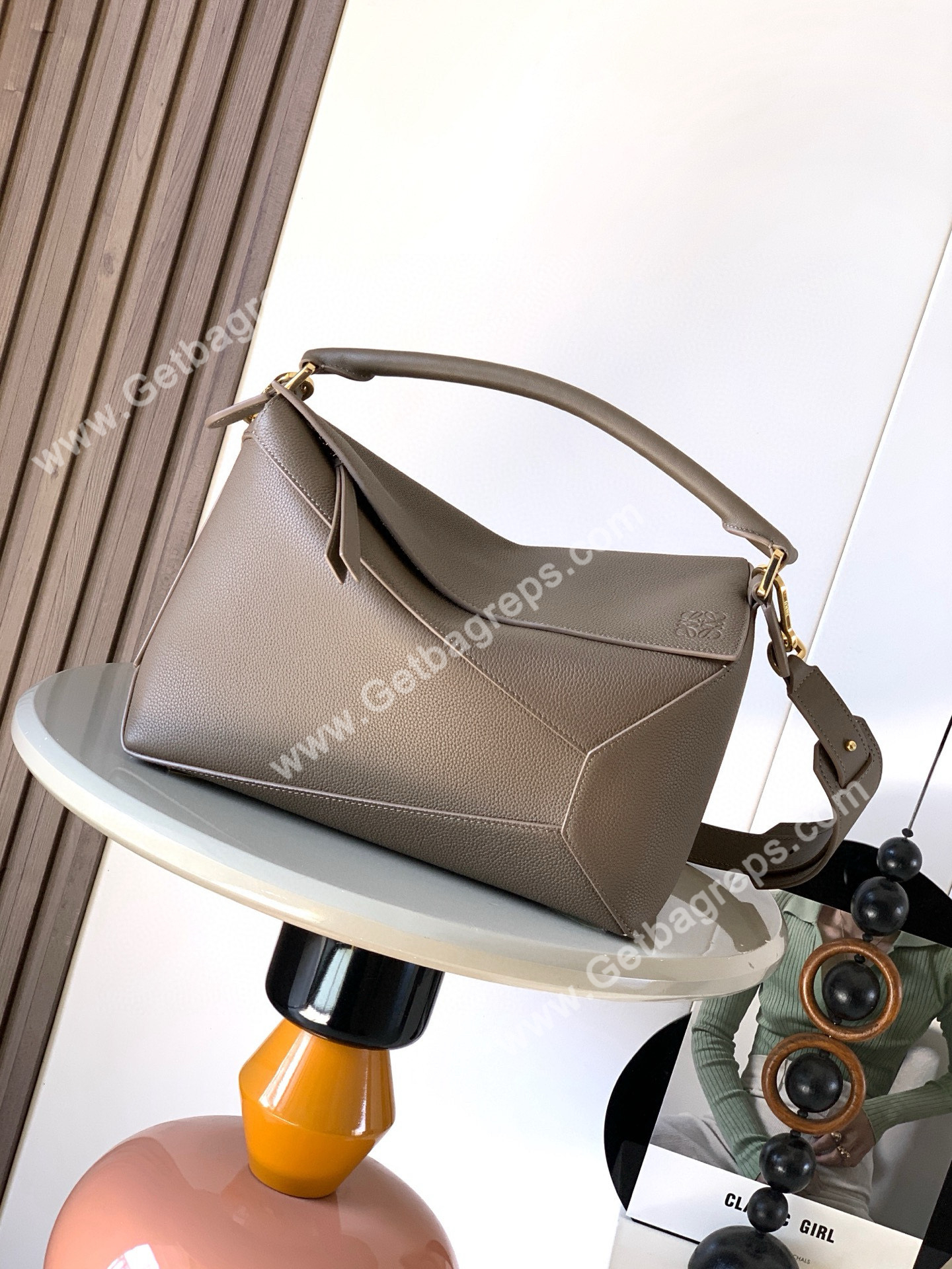 Medium Puzzle Edge bag in Classic Calfskin-001