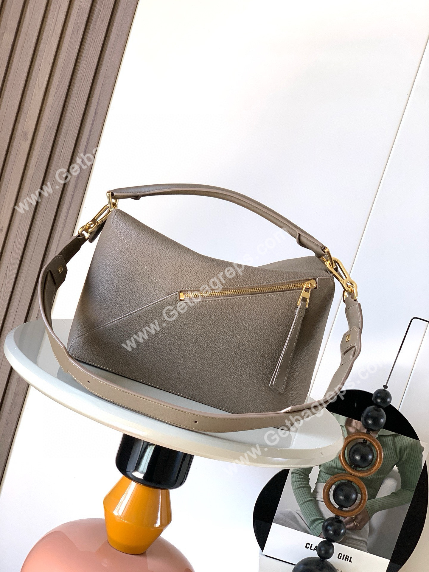 Medium Puzzle Edge bag in Classic Calfskin-001