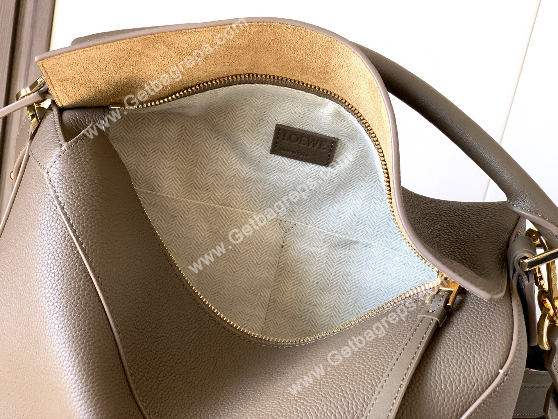 Medium Puzzle Edge bag in Classic Calfskin-001
