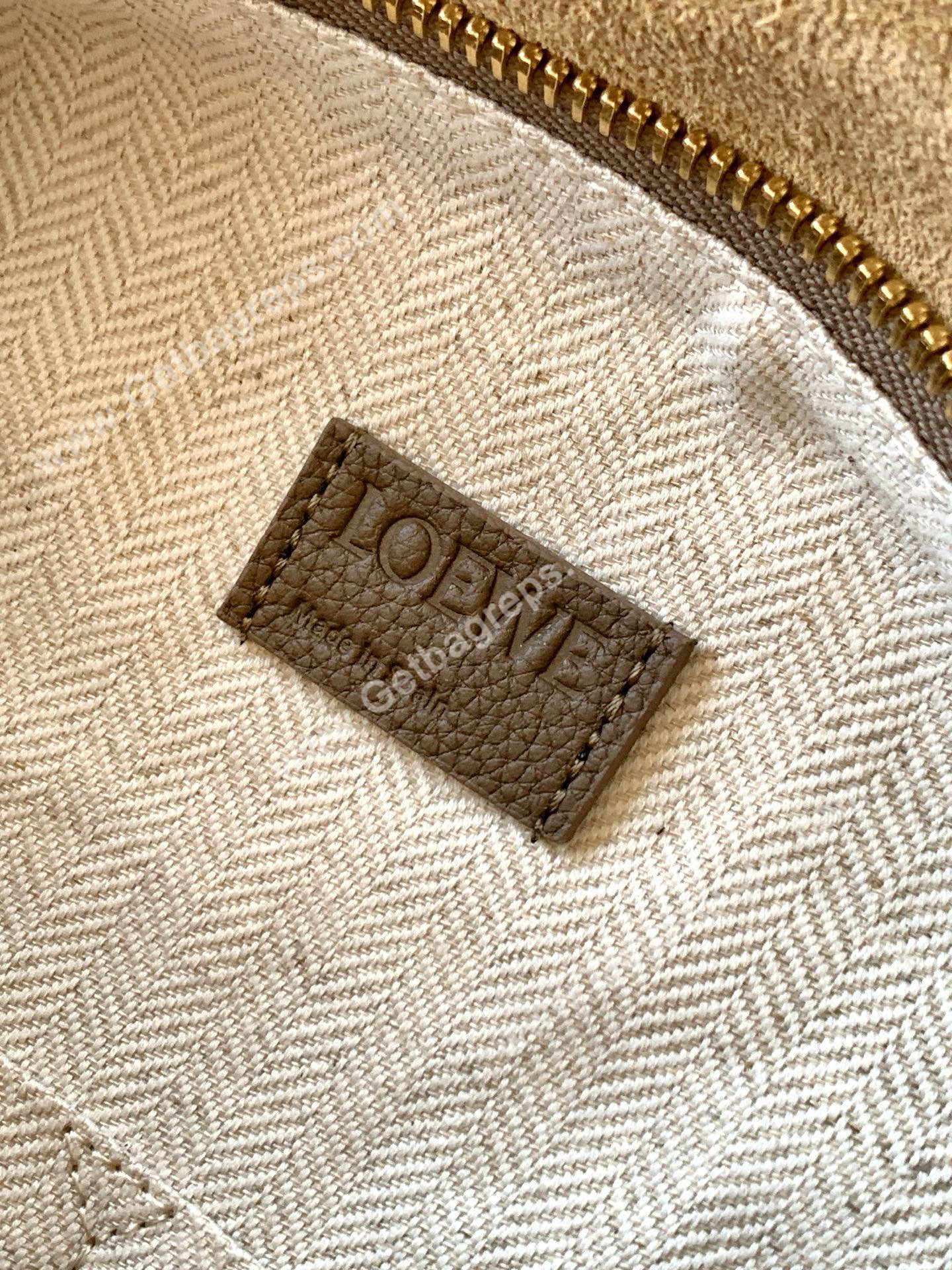 Medium Puzzle Edge bag in Classic Calfskin-001